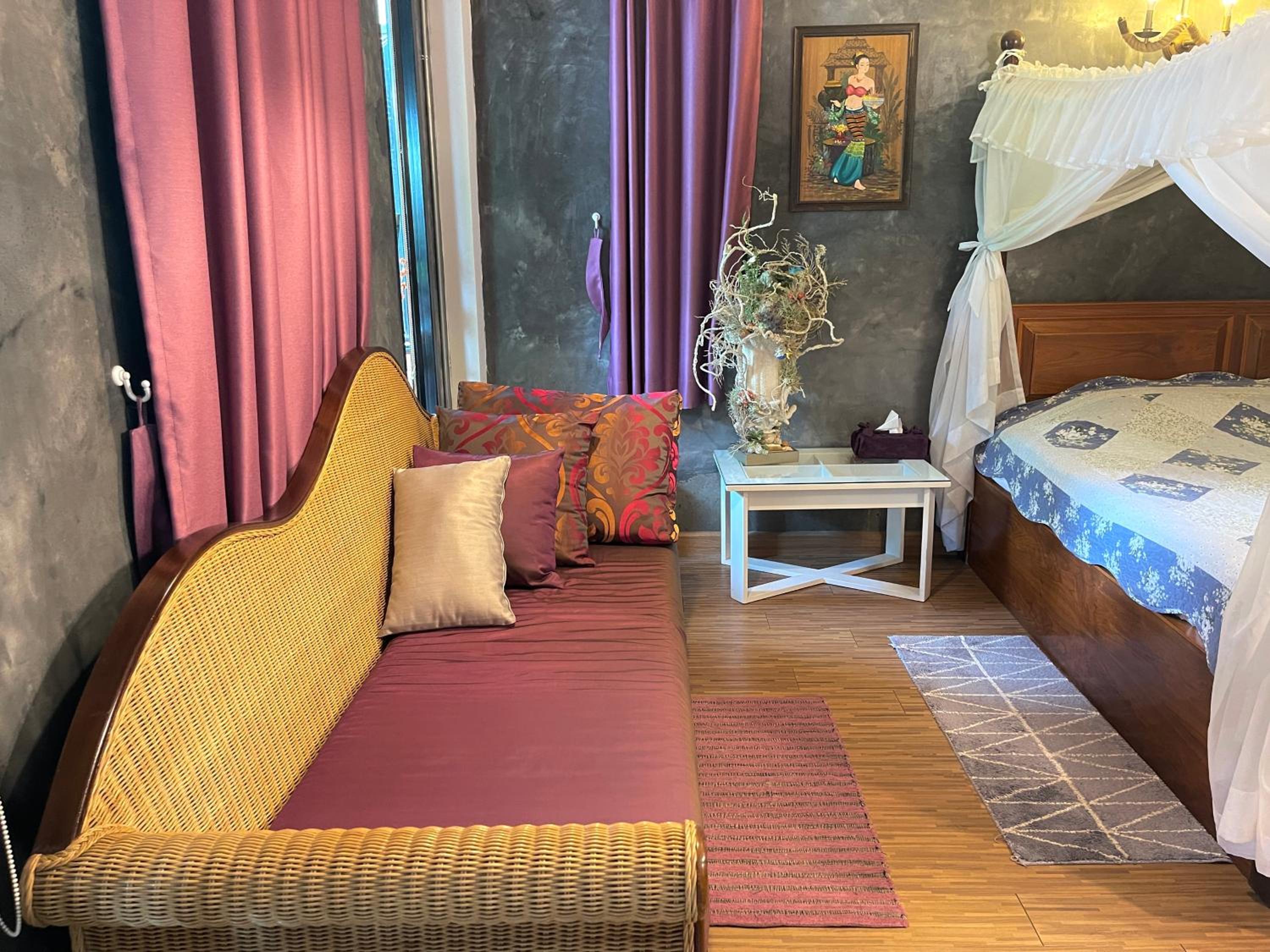 Small Double Room photo 1