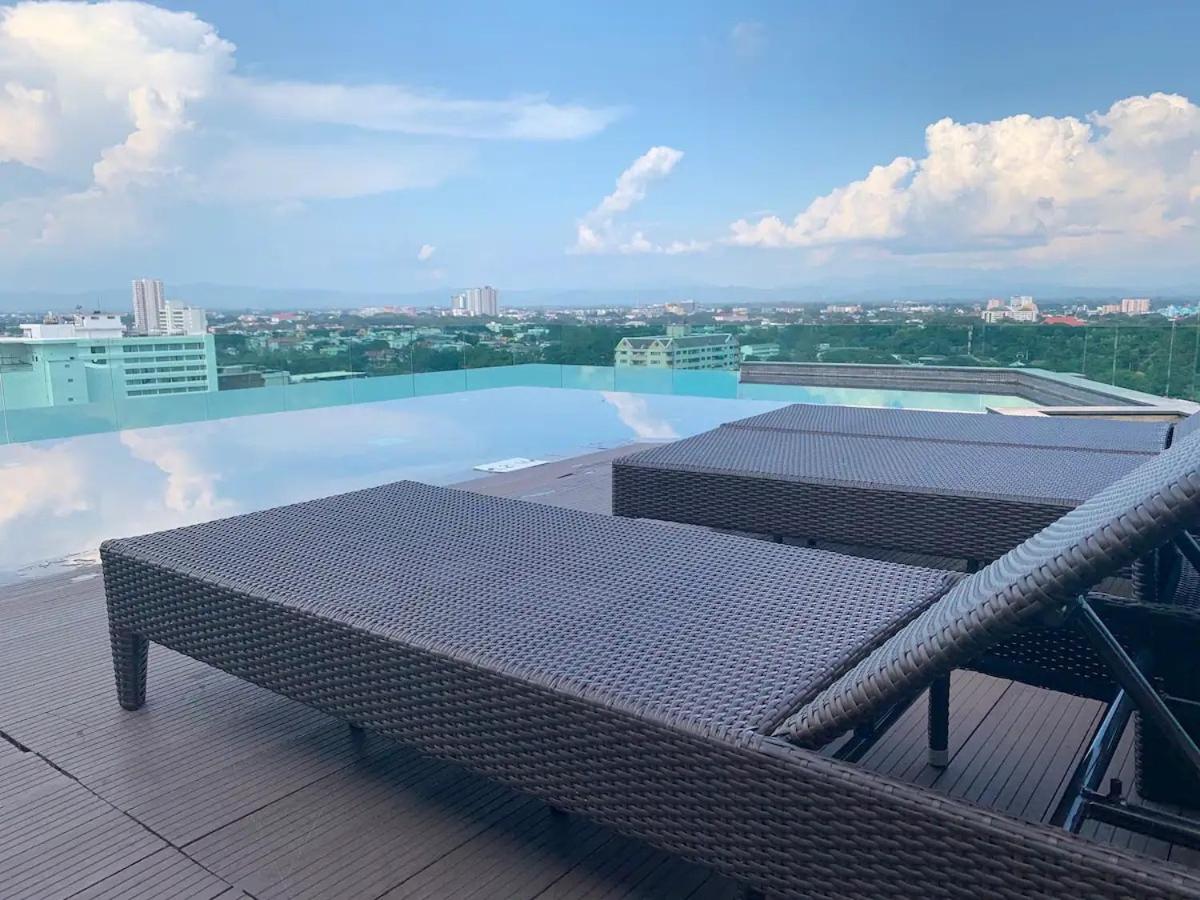 Apartment with Pool View  - Photo 14