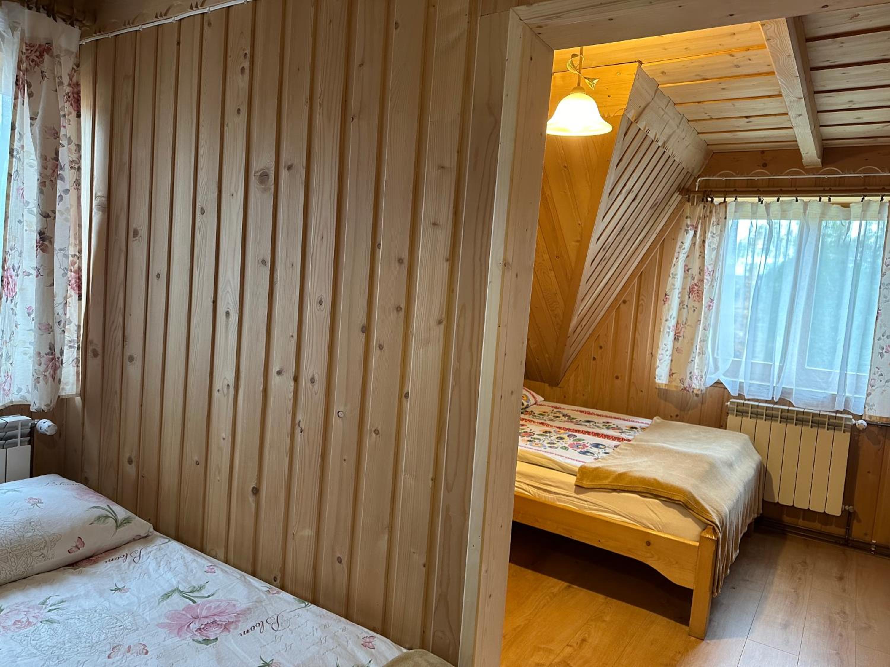 Quadruple Room - Photo 3