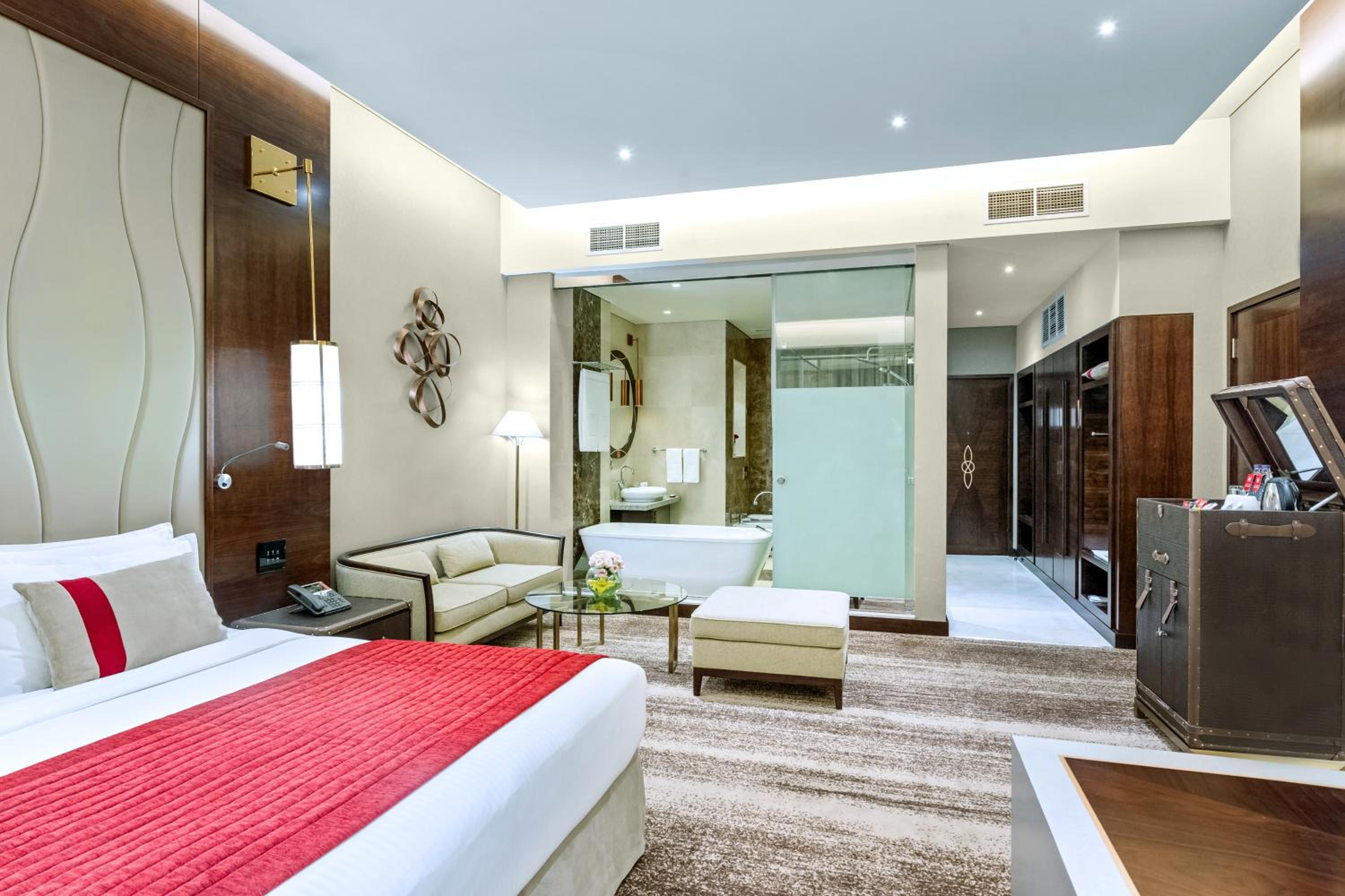 Executive King Room - Photo 4