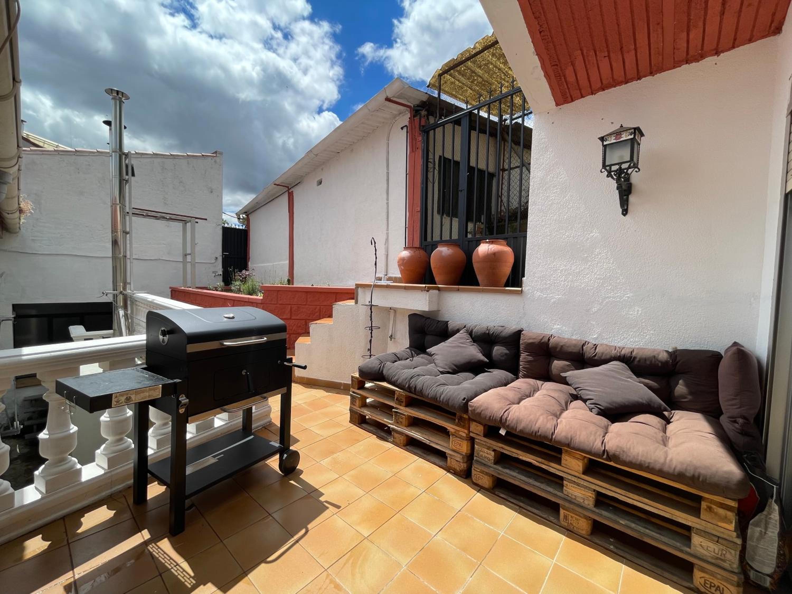 Four-Bedroom Vacation Home photo 2