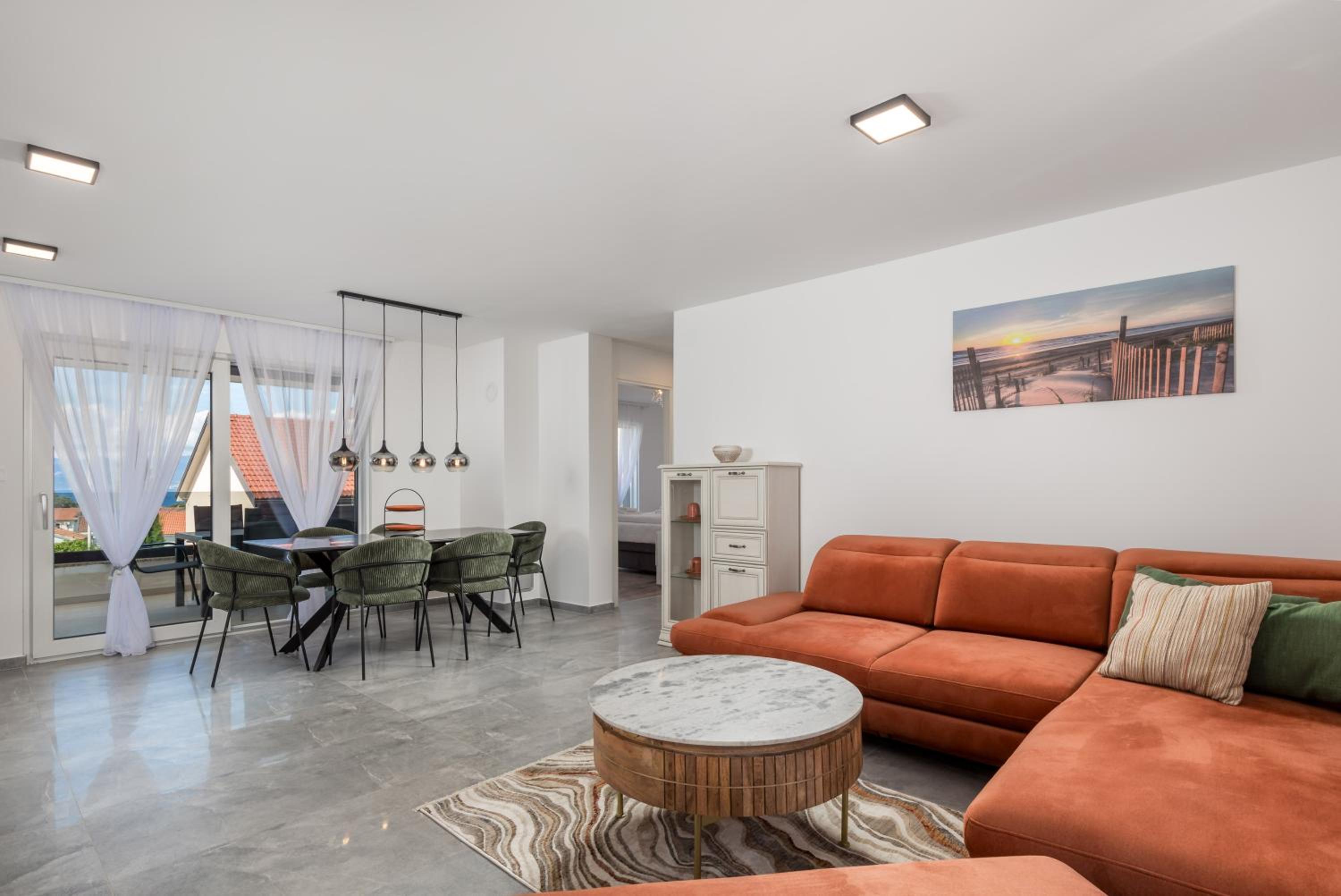 Two-Bedroom Deluxe Apartment With Balcony photo 1