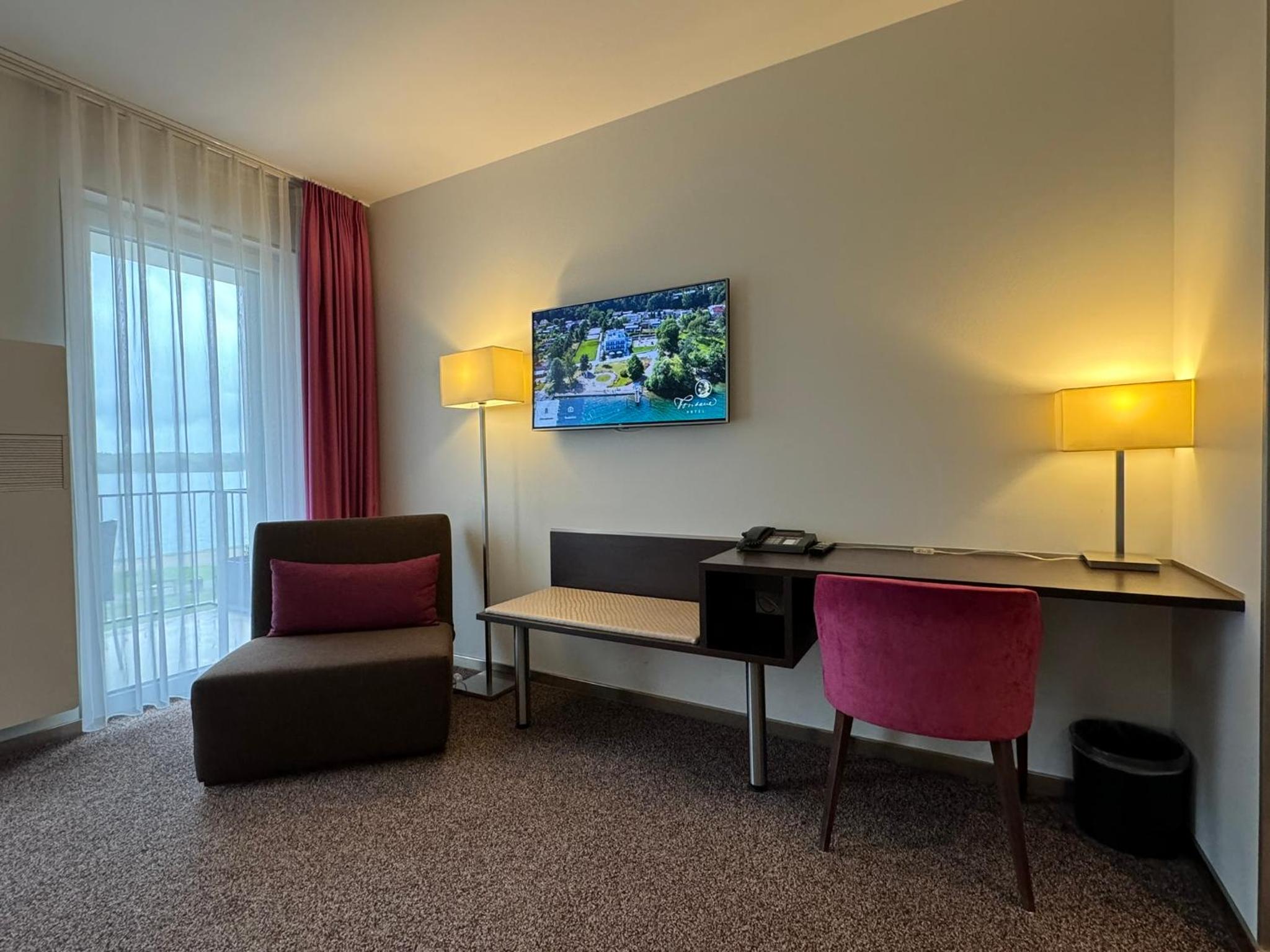 Deluxe Double Room with Balcony and Sea View - Photo 2
