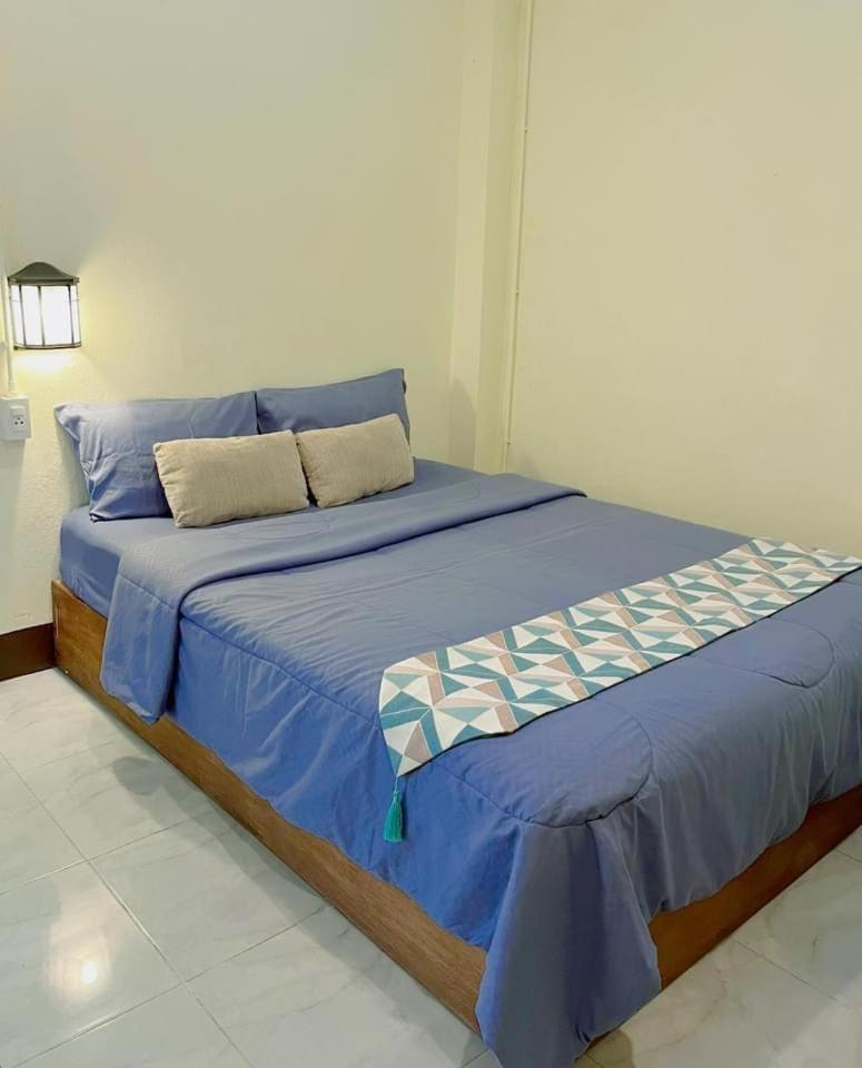Deluxe Room - Photo 2