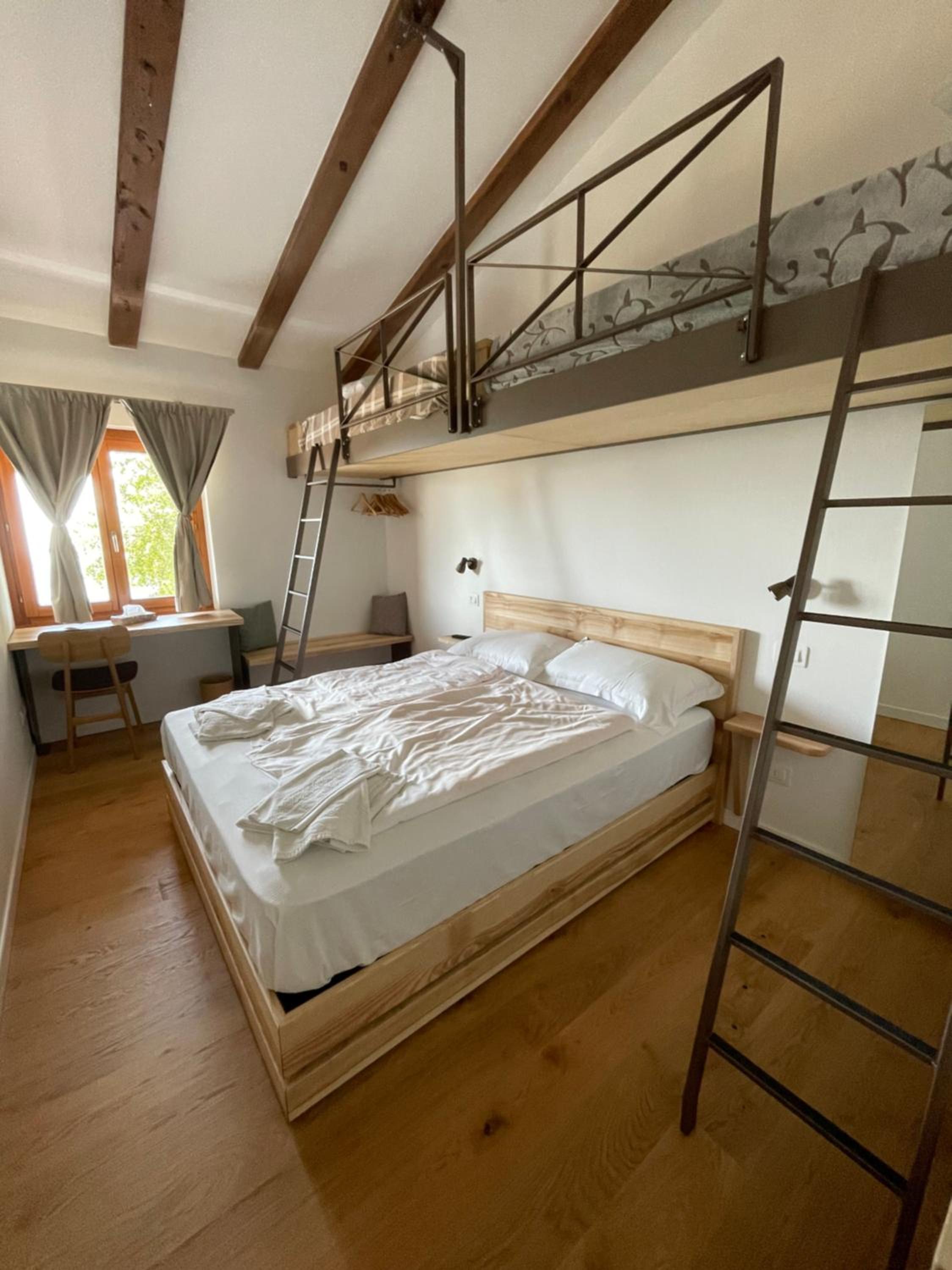 Deluxe Quadruple Room