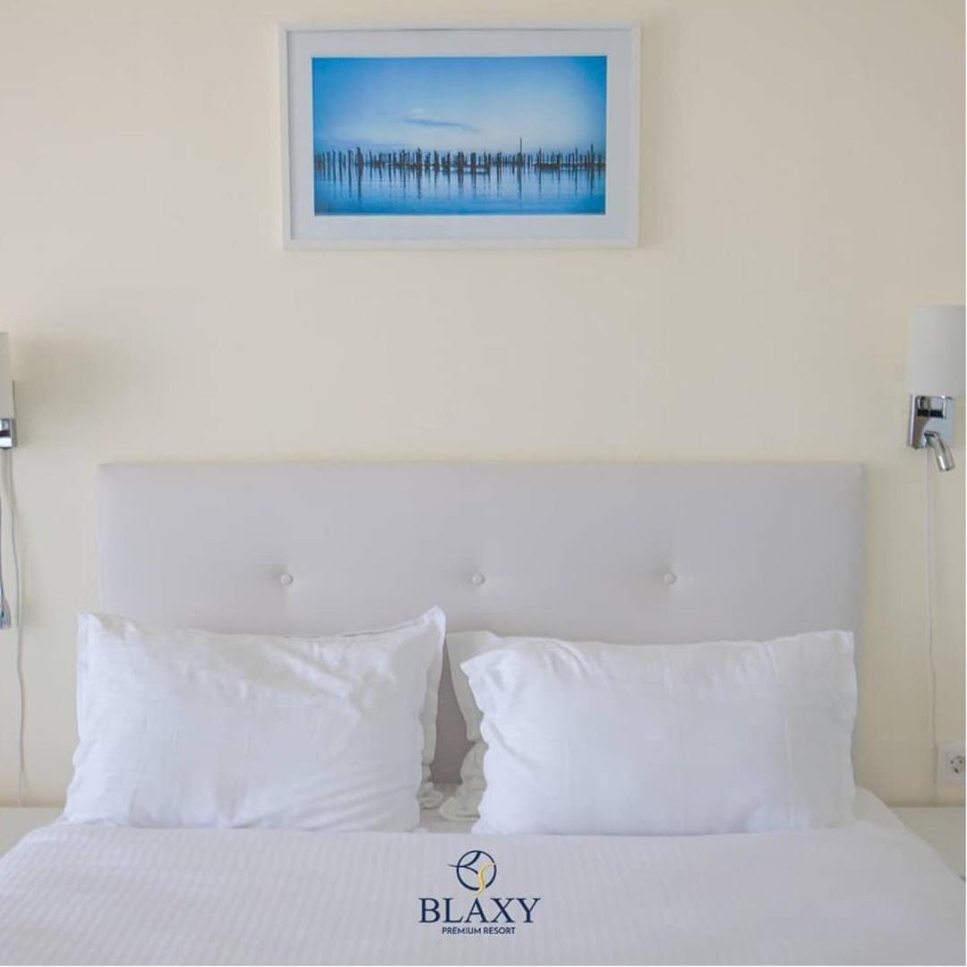 Queen Room with Sea View