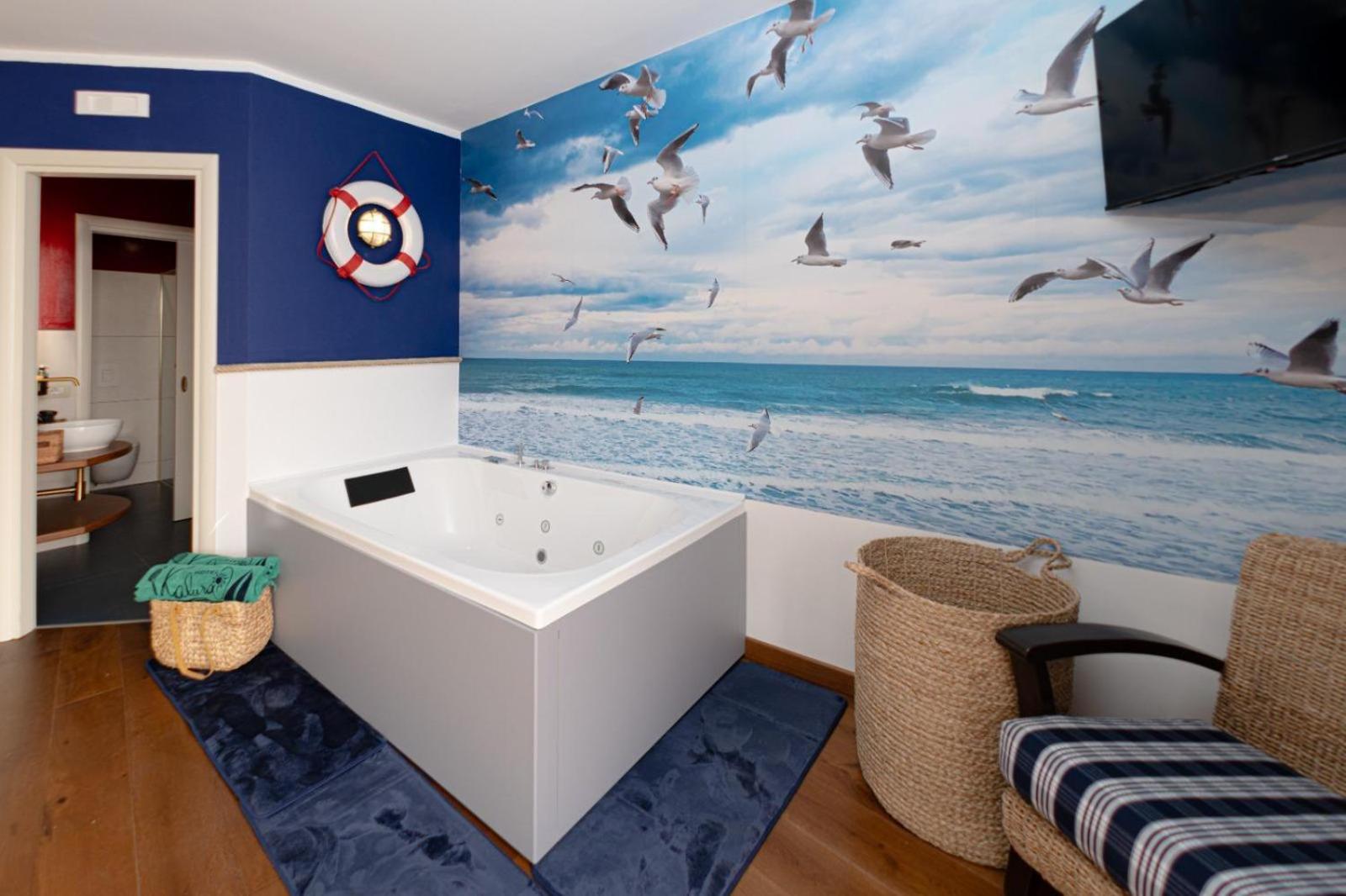 VIP Room with Sea View - Photo 8