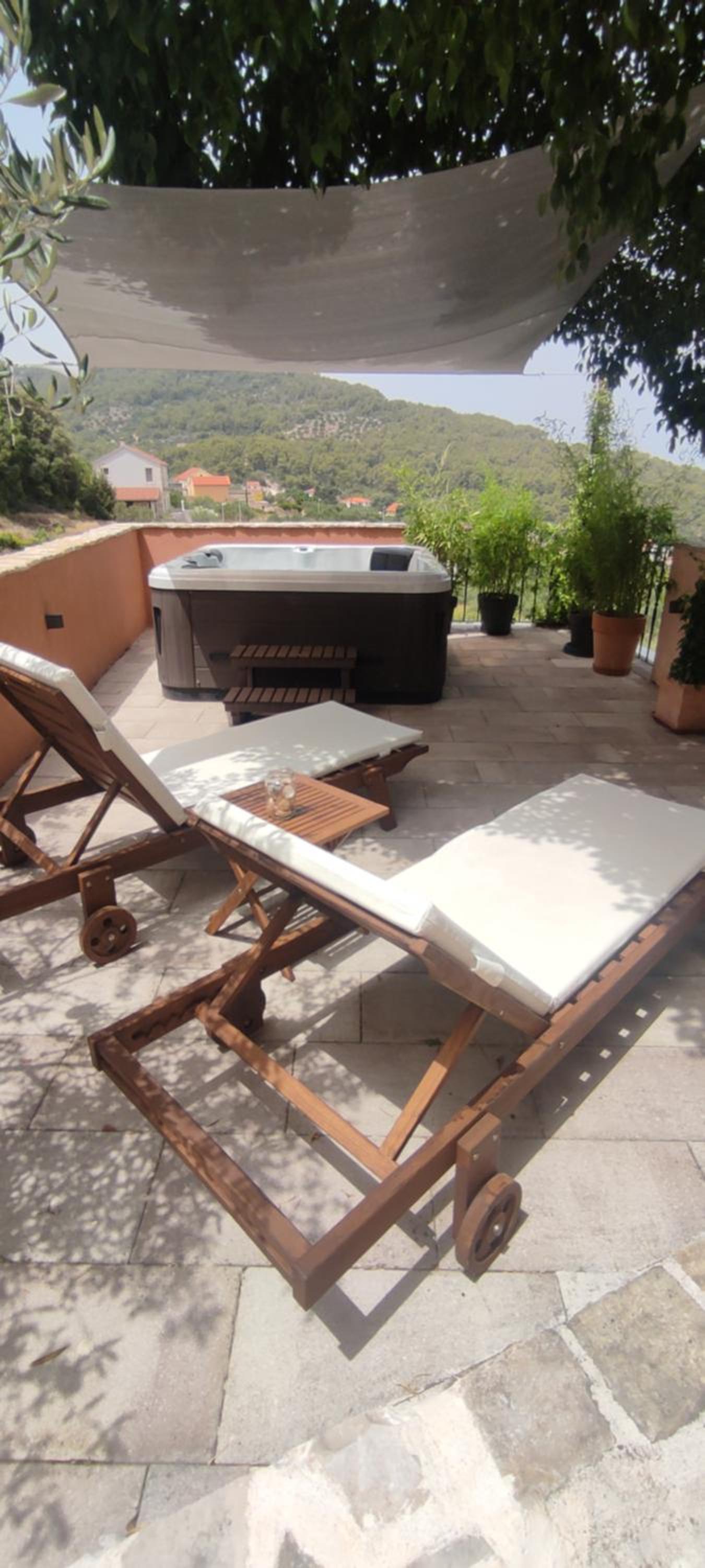 Two-Bedroom Villa - Photo 18