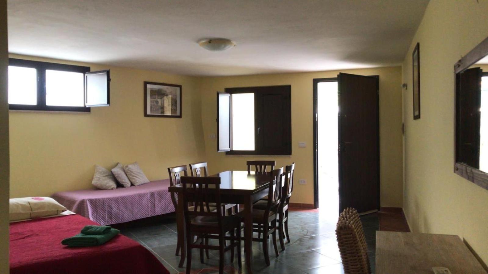Quadruple Room With Private Bathroom photo 3