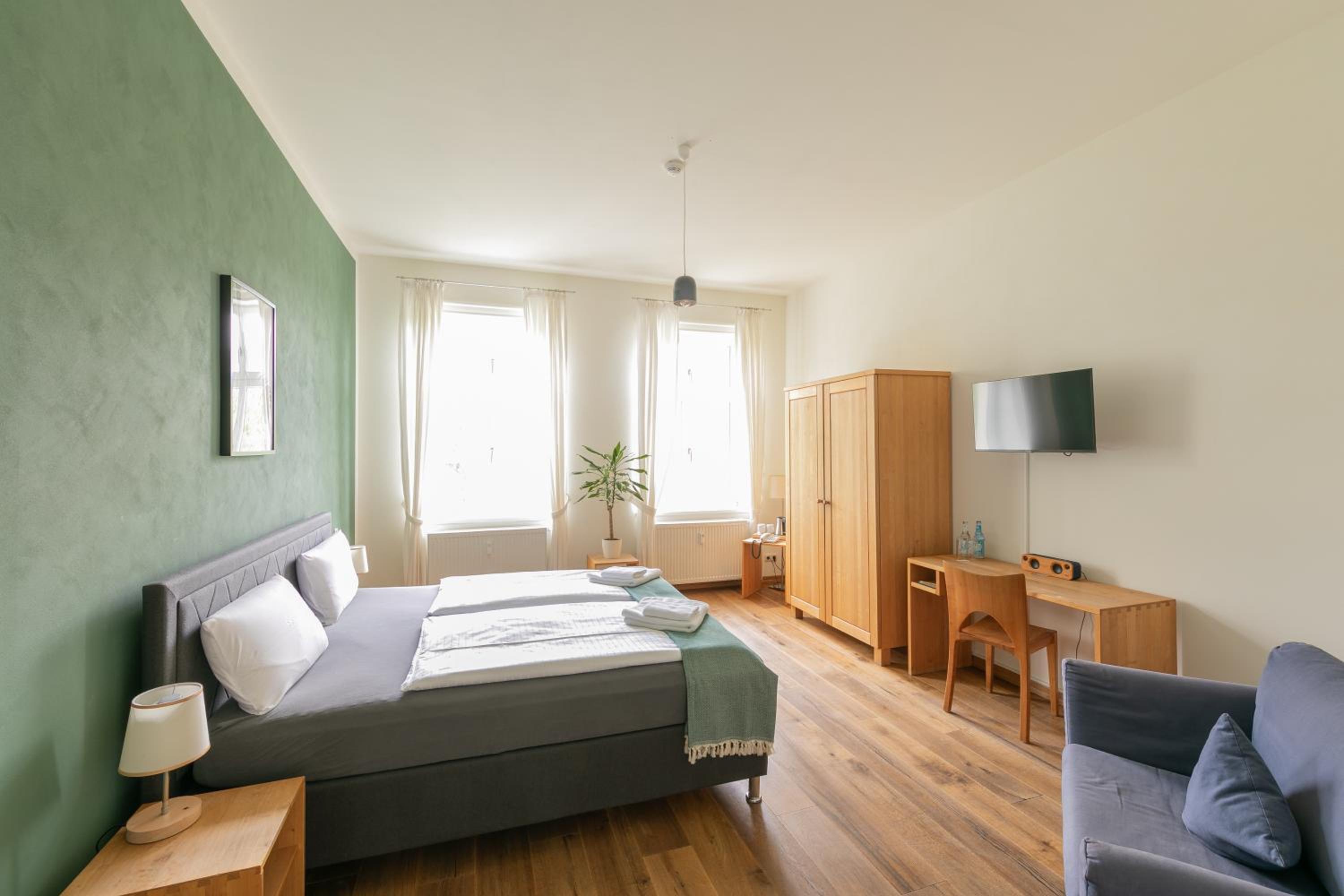 Deluxe Double Room with Bath