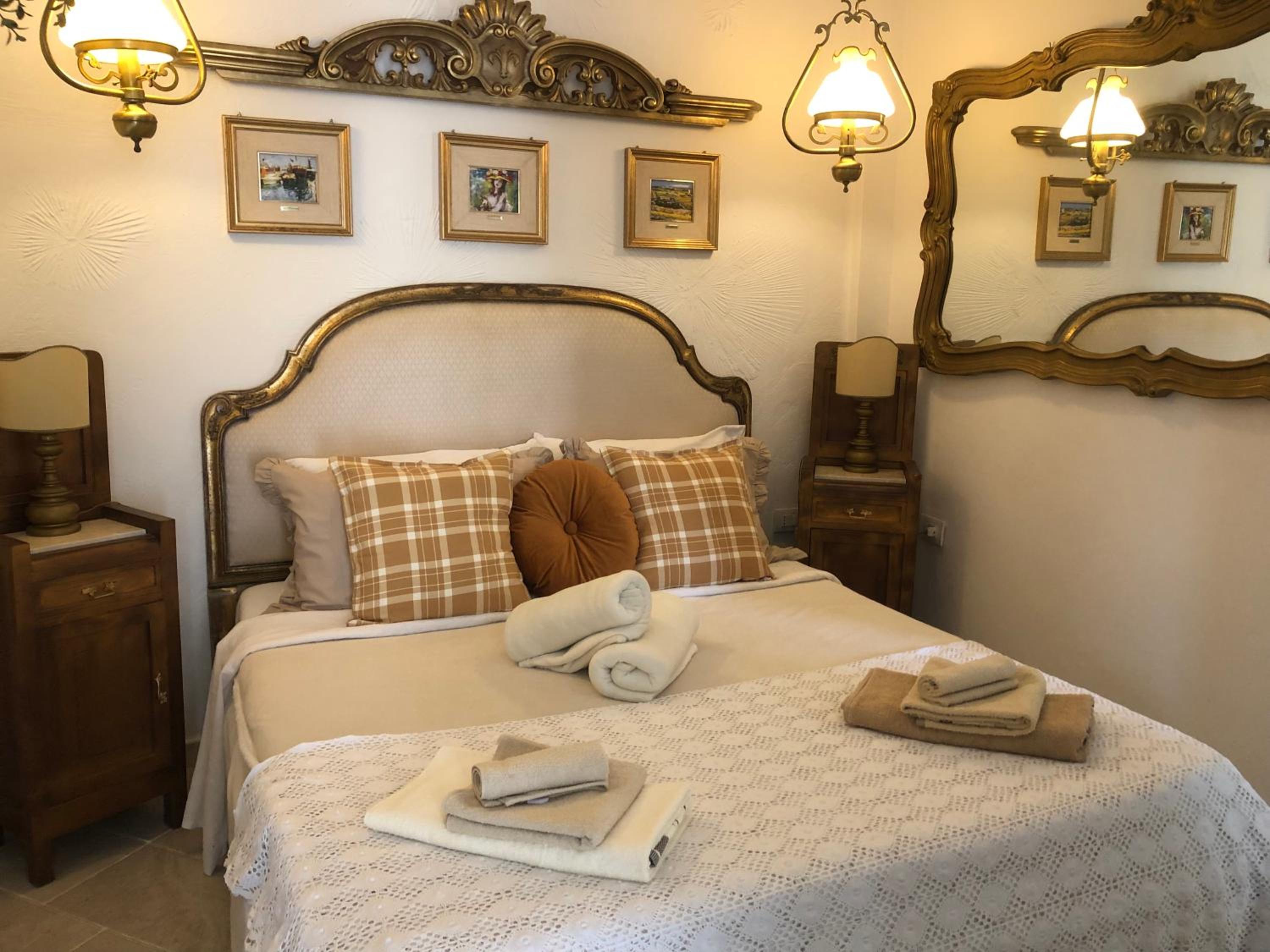 Two-Bedroom Deluxe Apartment with Ocean View