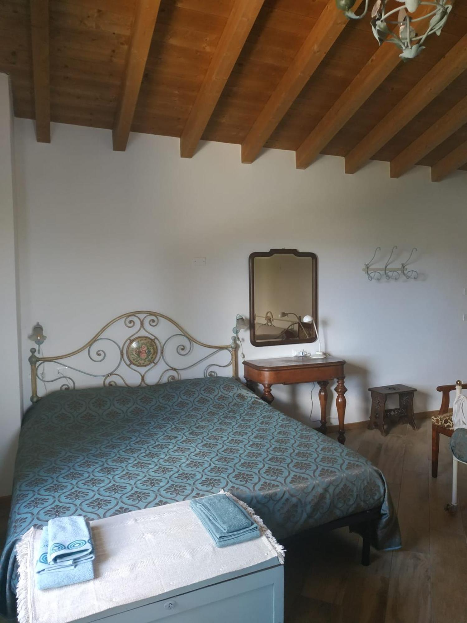 Double Room with Private Bathroom photo 3
