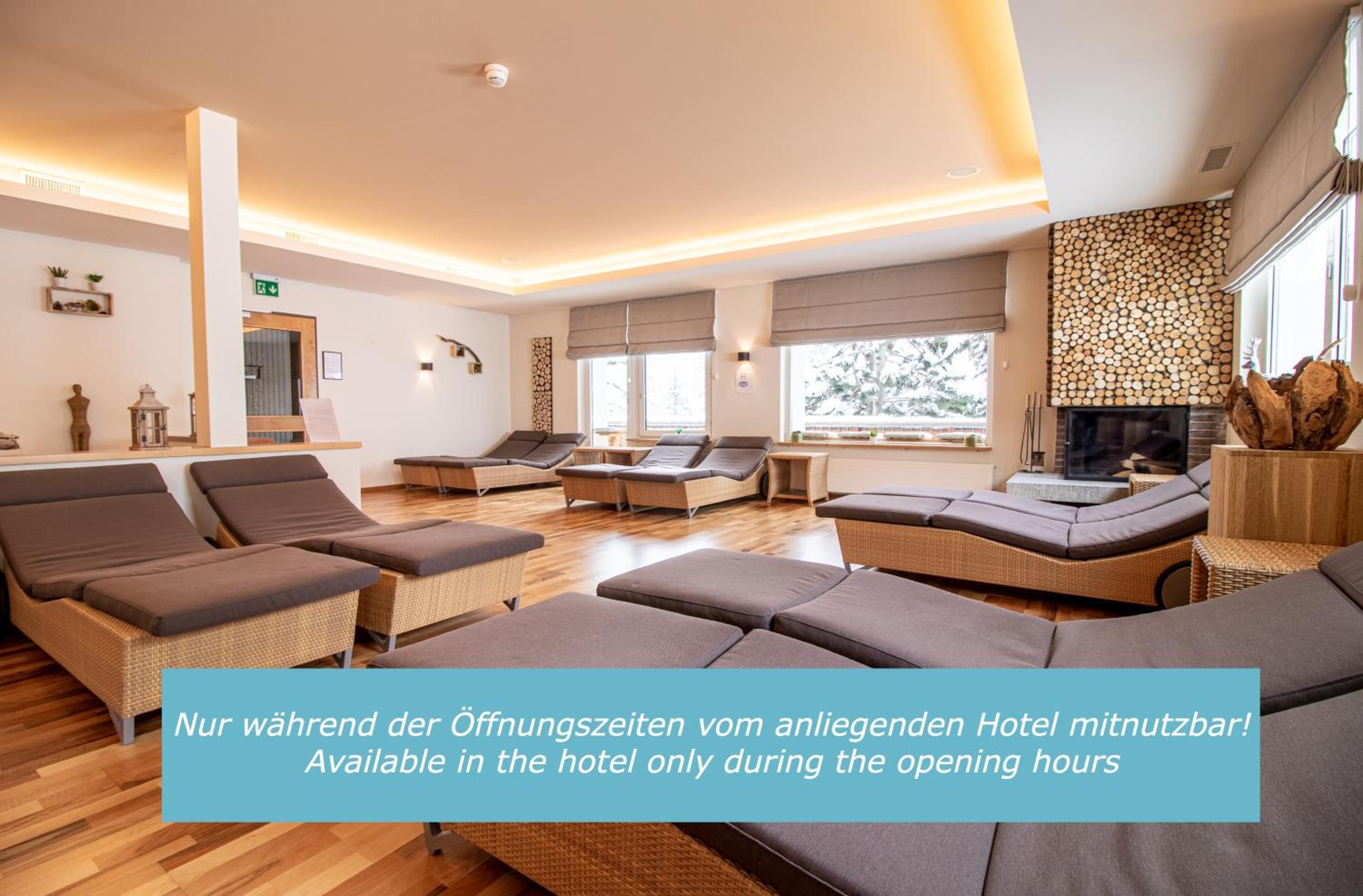 Apartment with Mountain View photo 3