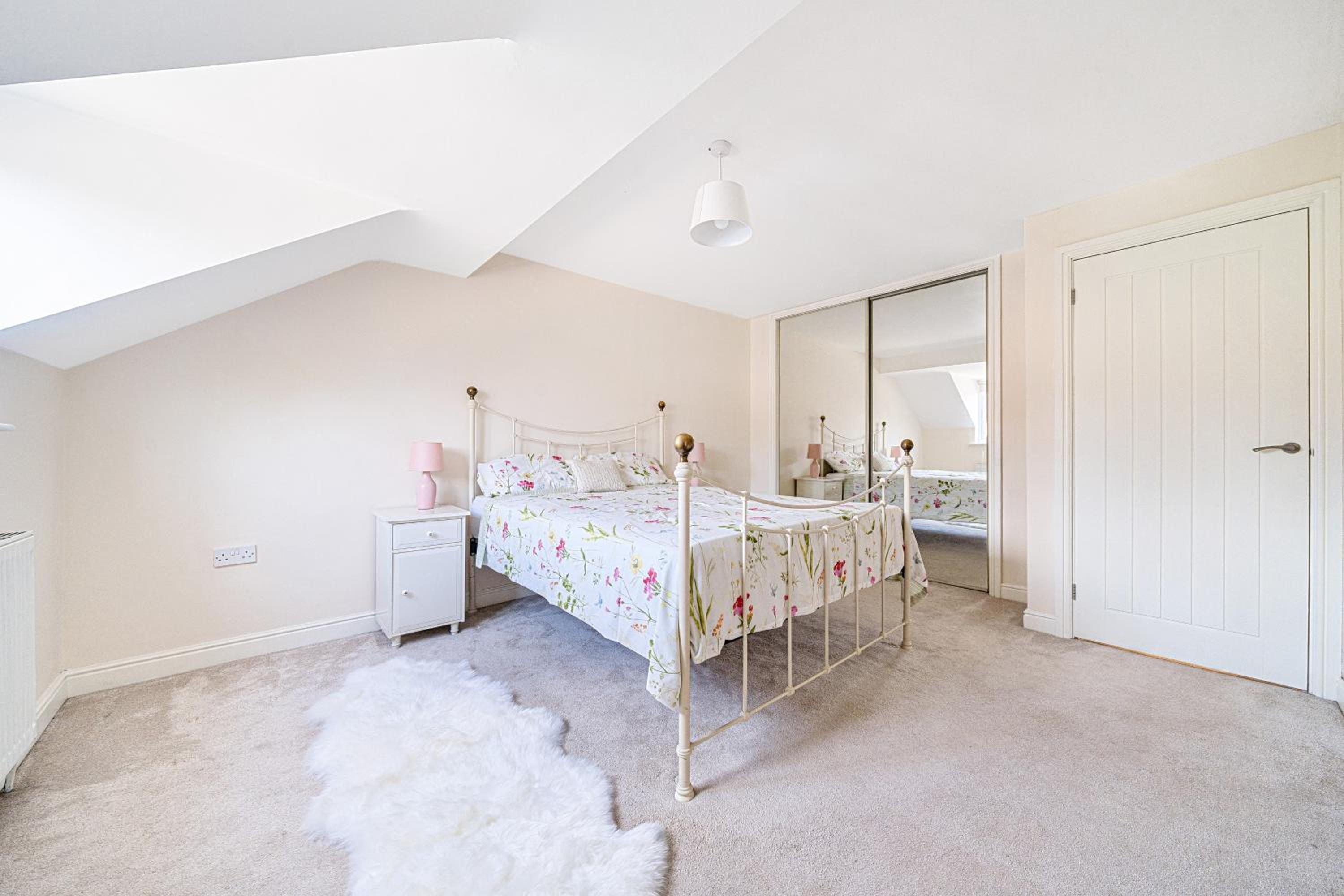 Four-Bedroom House photo 1
