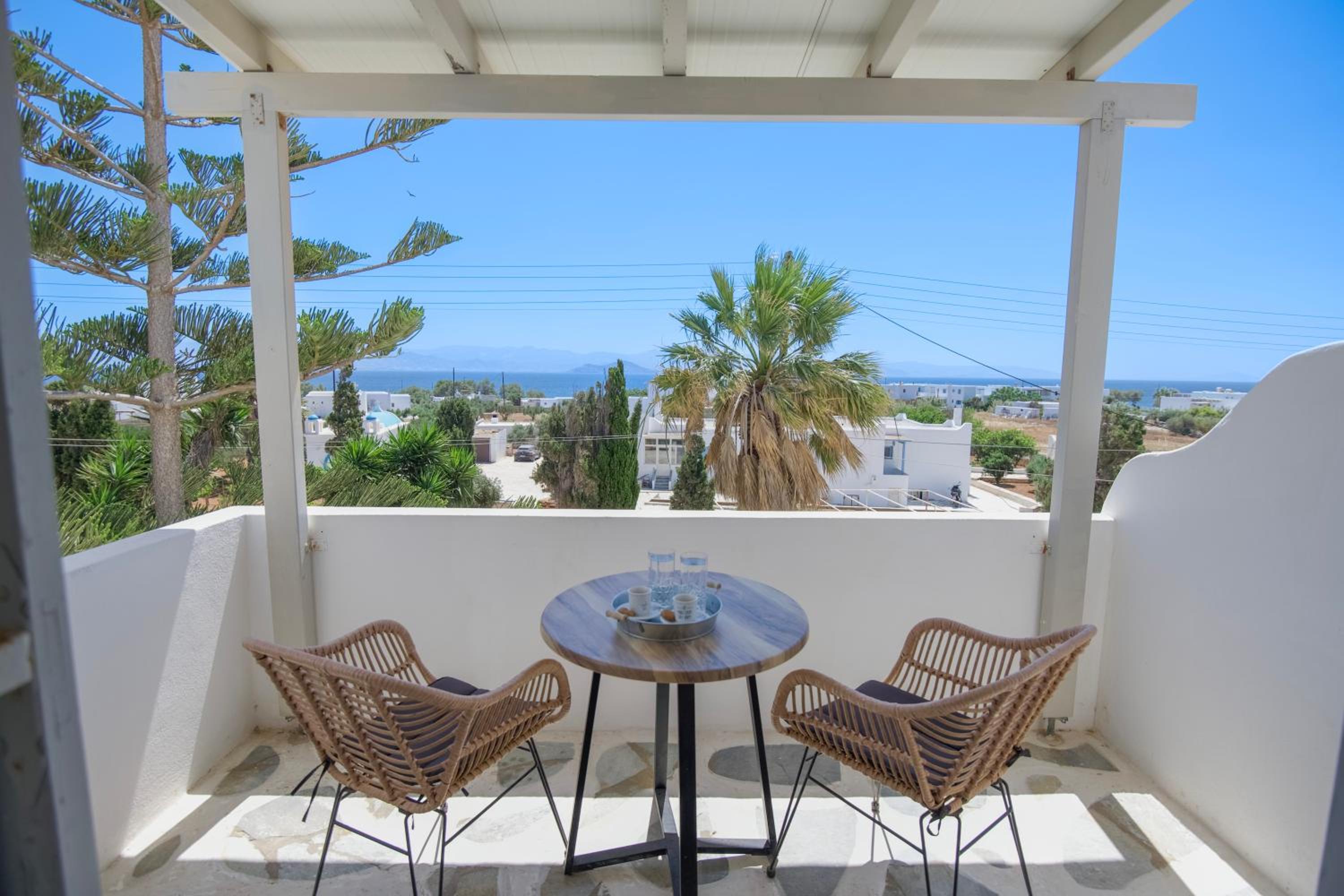 Double or Twin Room with Panoramic Sea View - Photo 26