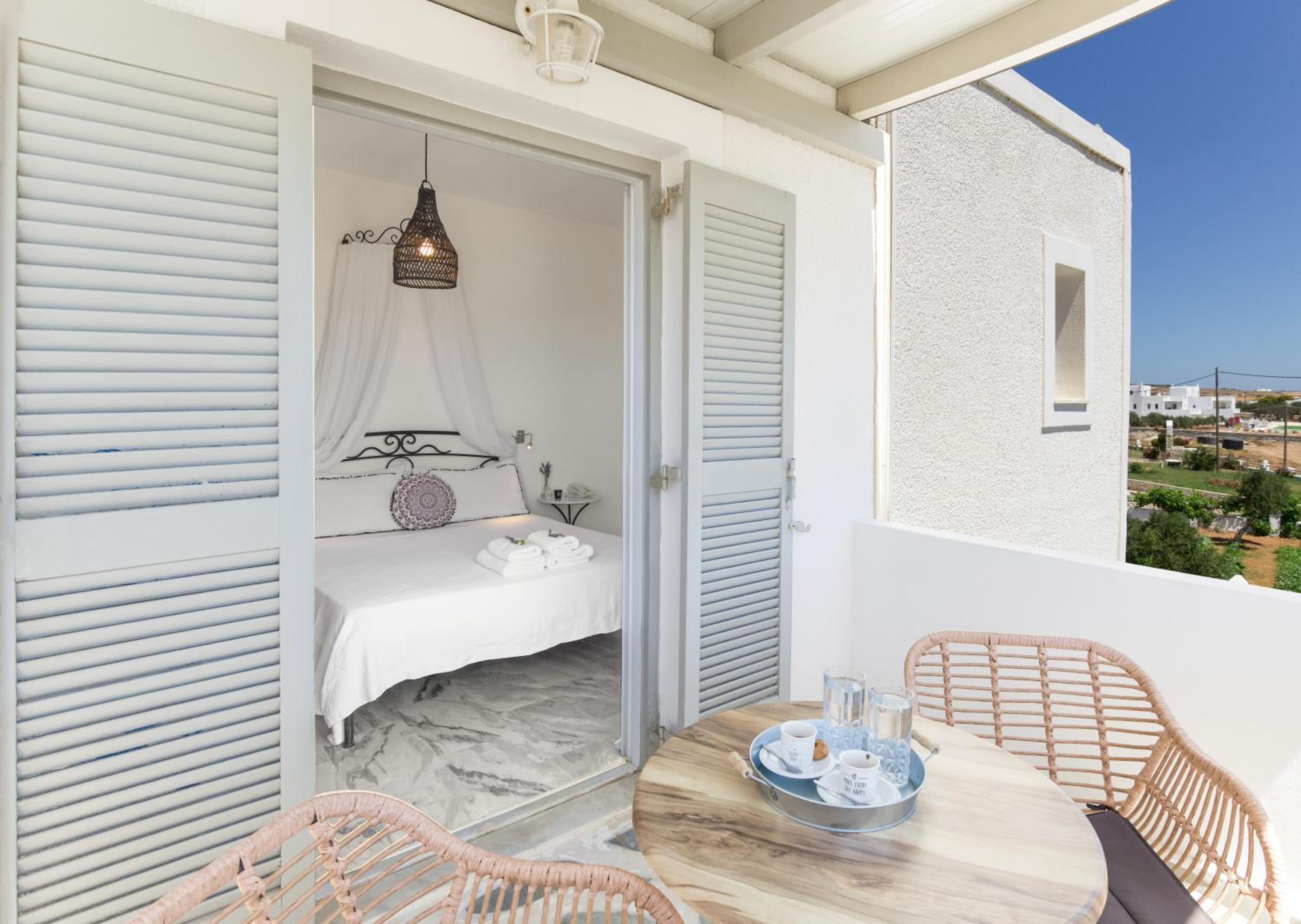 Double or Twin Room with Panoramic Sea View - Photo 27