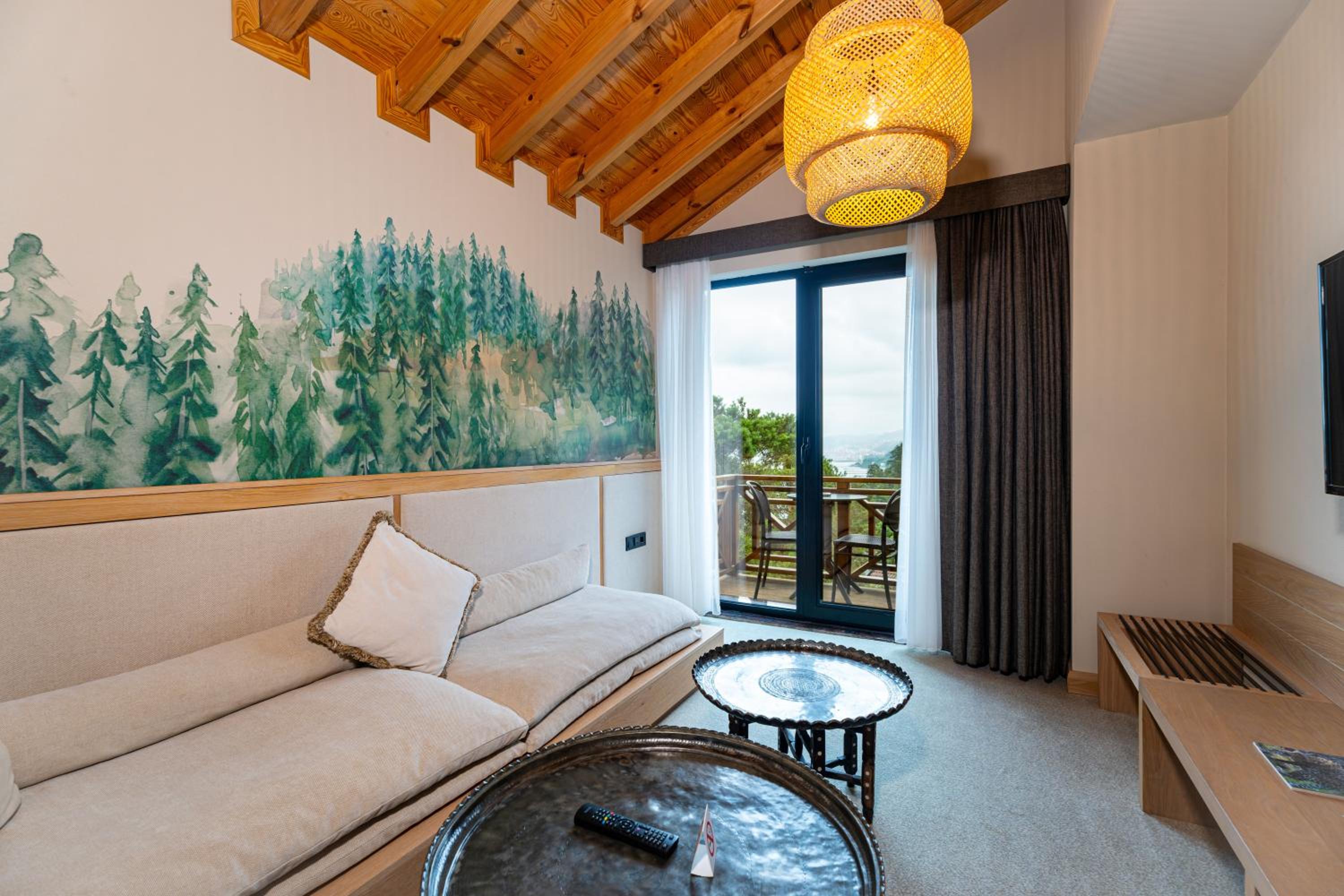 Deluxe Suite with Sea View photo 3