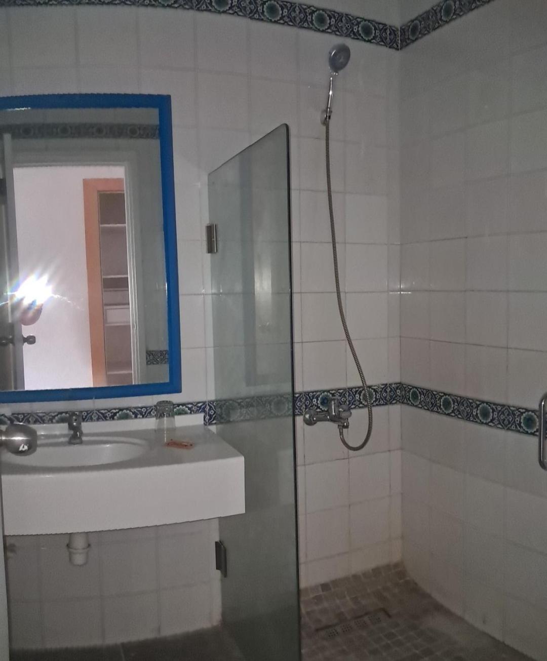 Double or Twin Room with Balcony photo 3