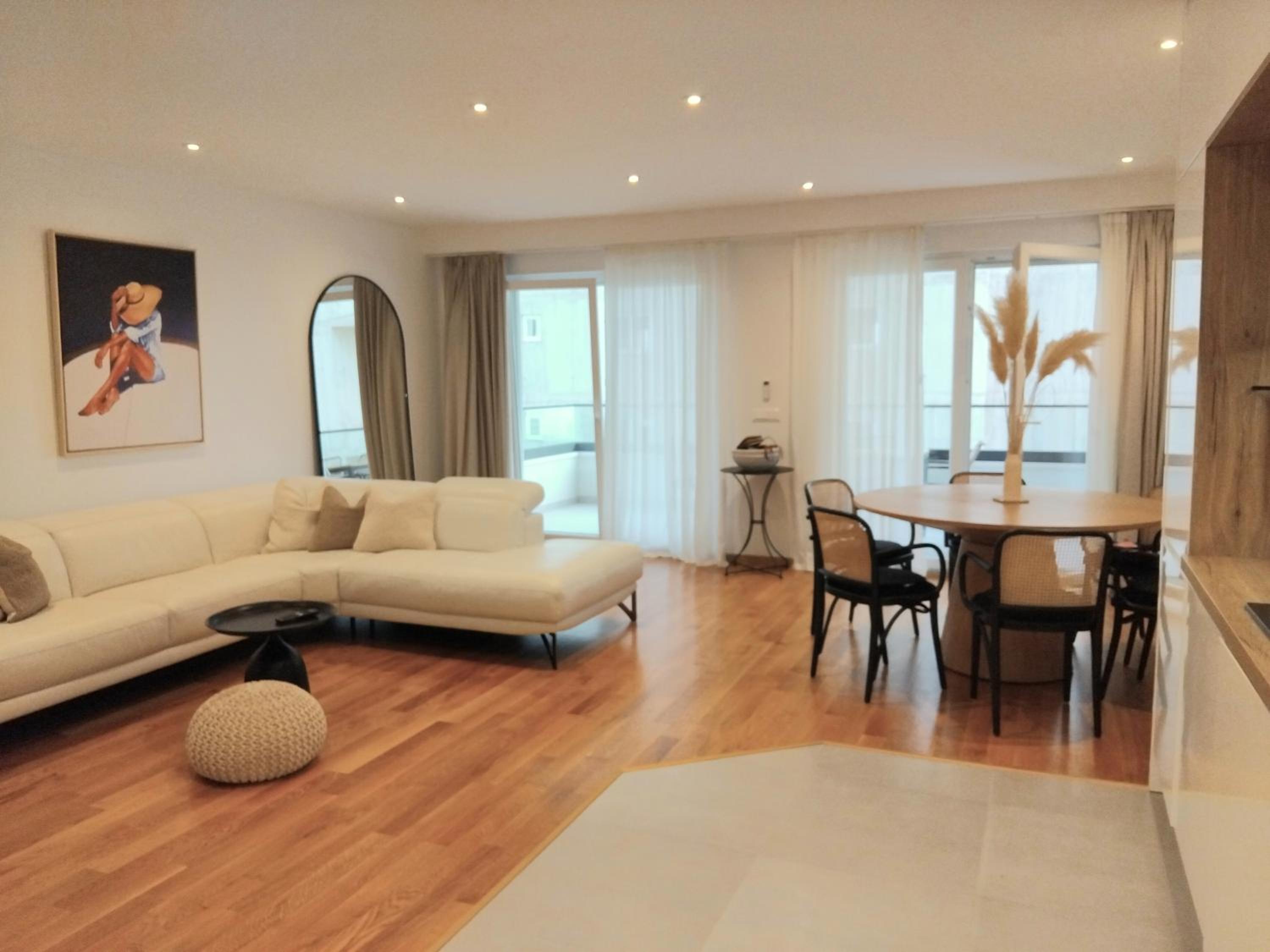 Two-Bedroom Apartment with Balcony and Sea View