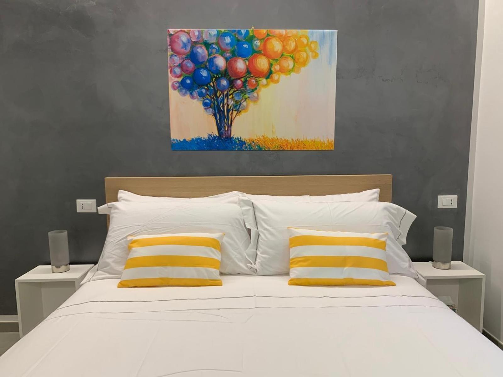 Studio Apartment with One Double Bed photo 1
