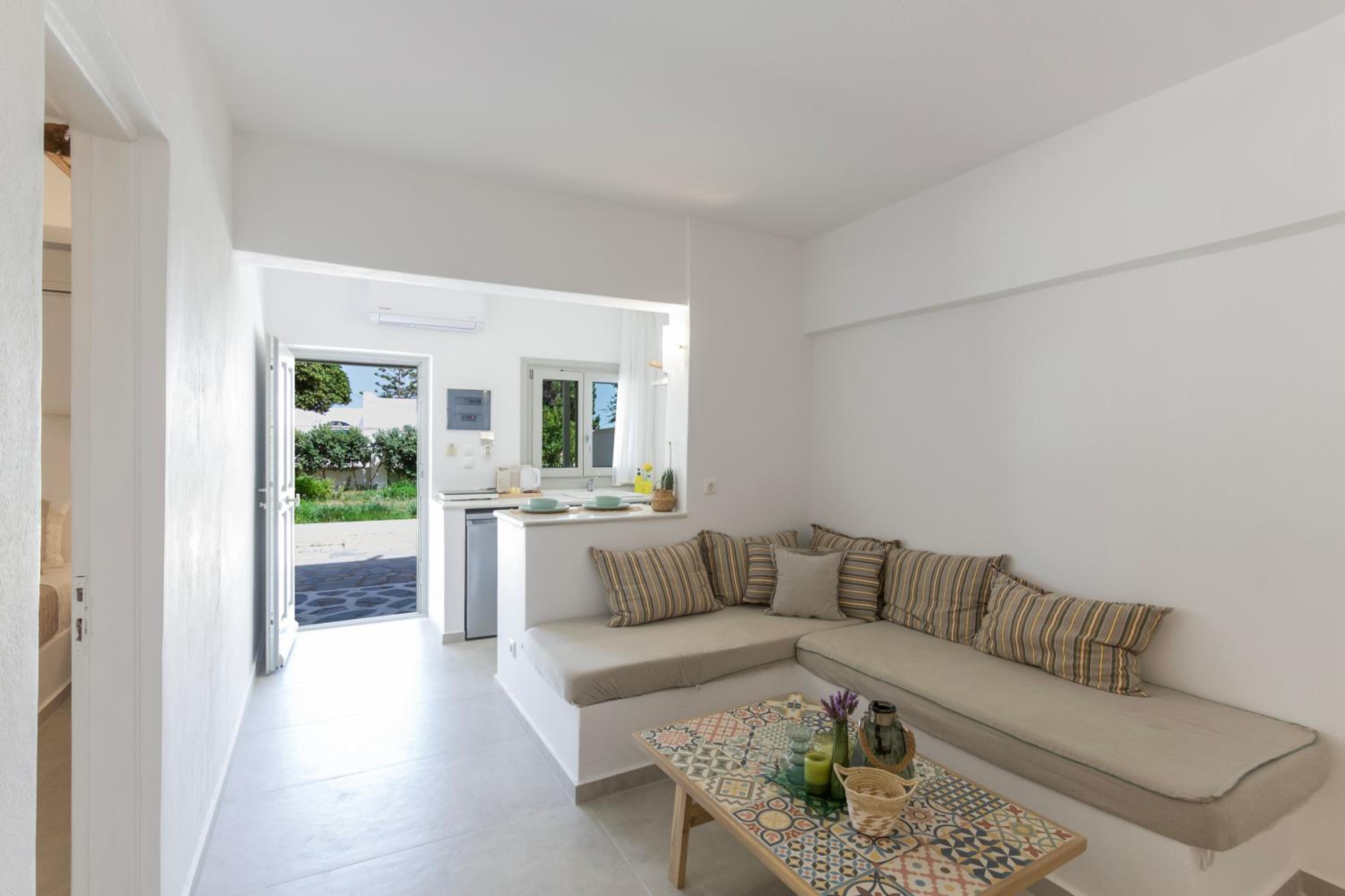 Two-Bedroom Suite - Photo 25