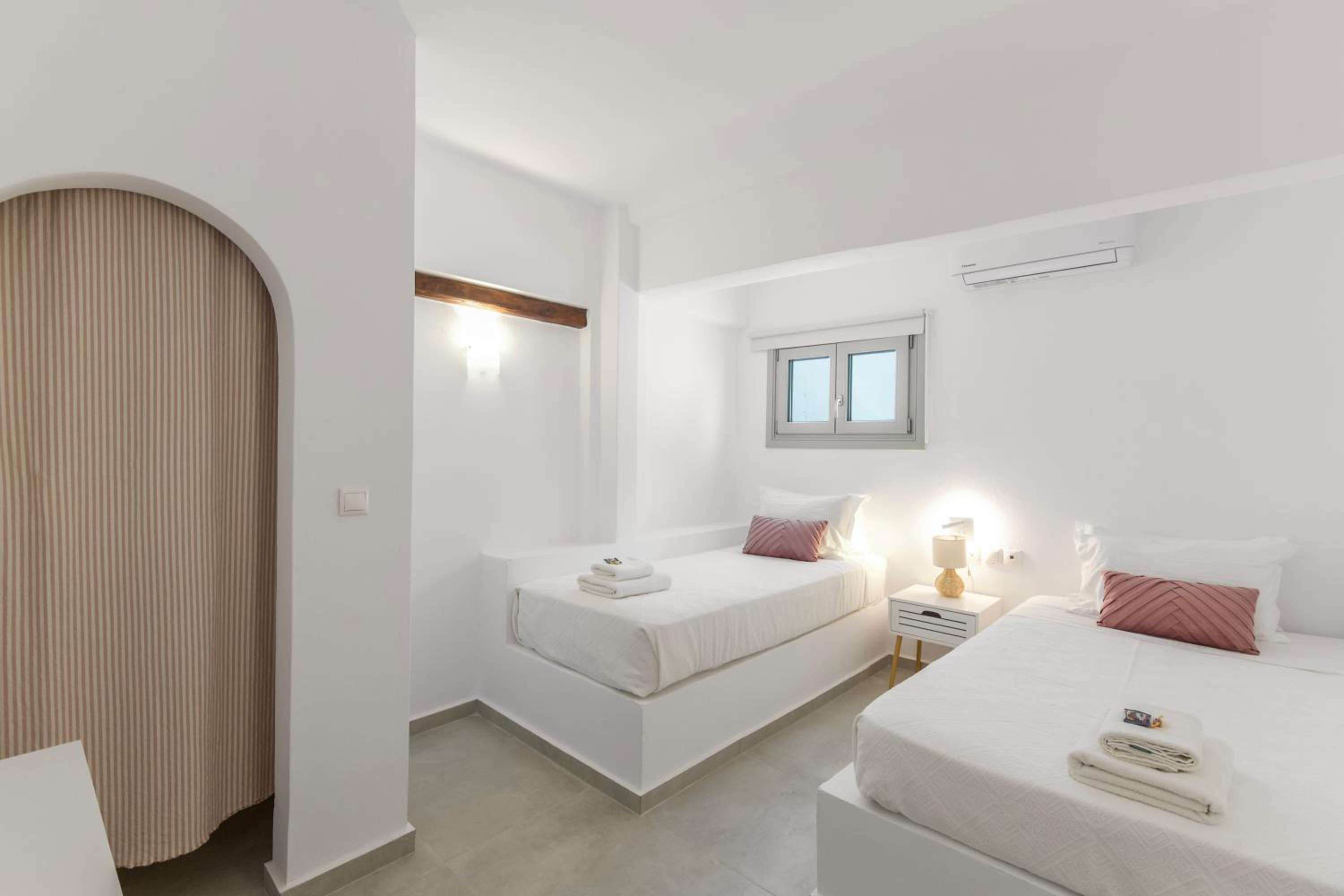 Suite with Garden View - Photo 5