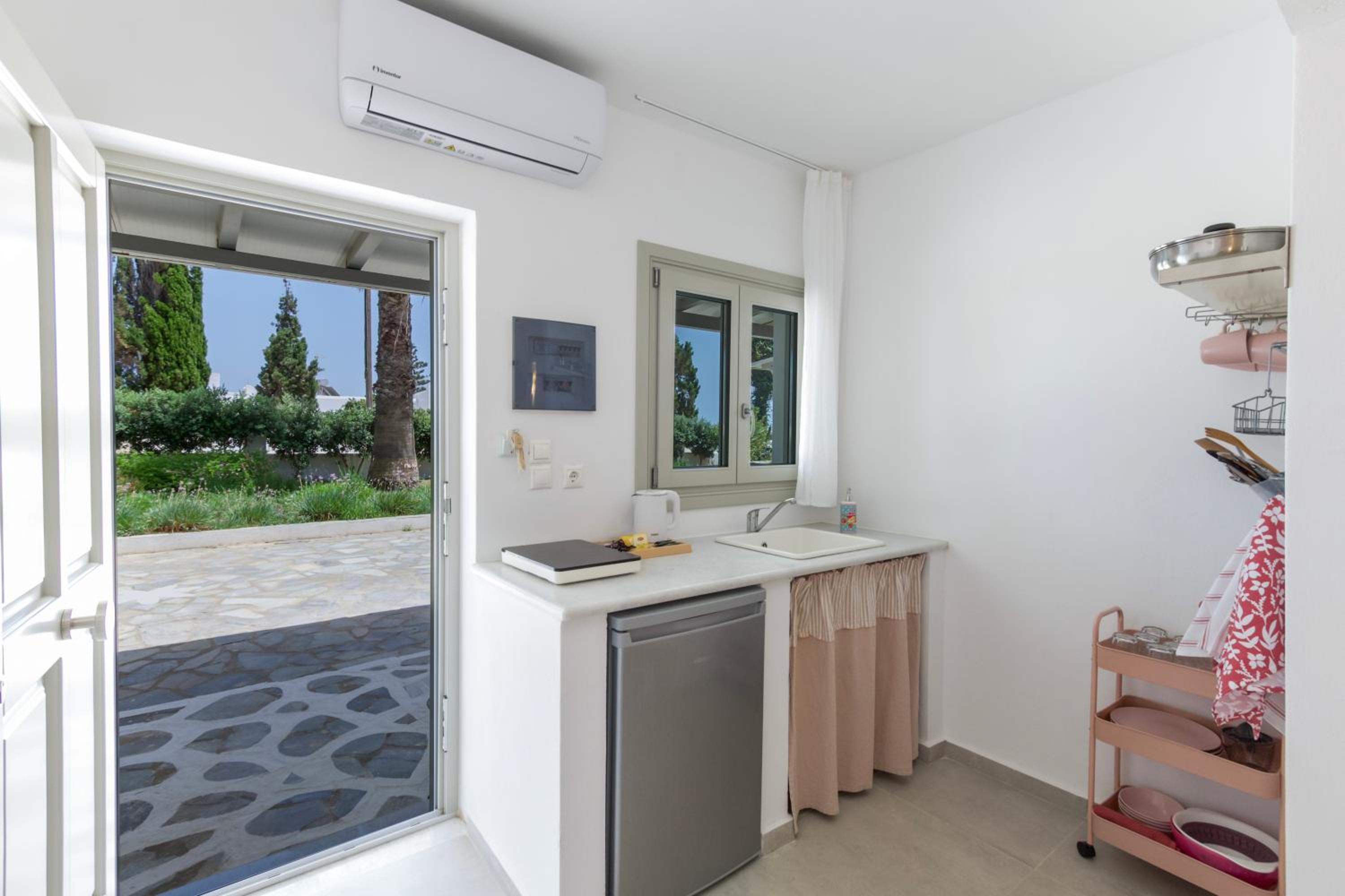 Suite with Garden View - Photo 31