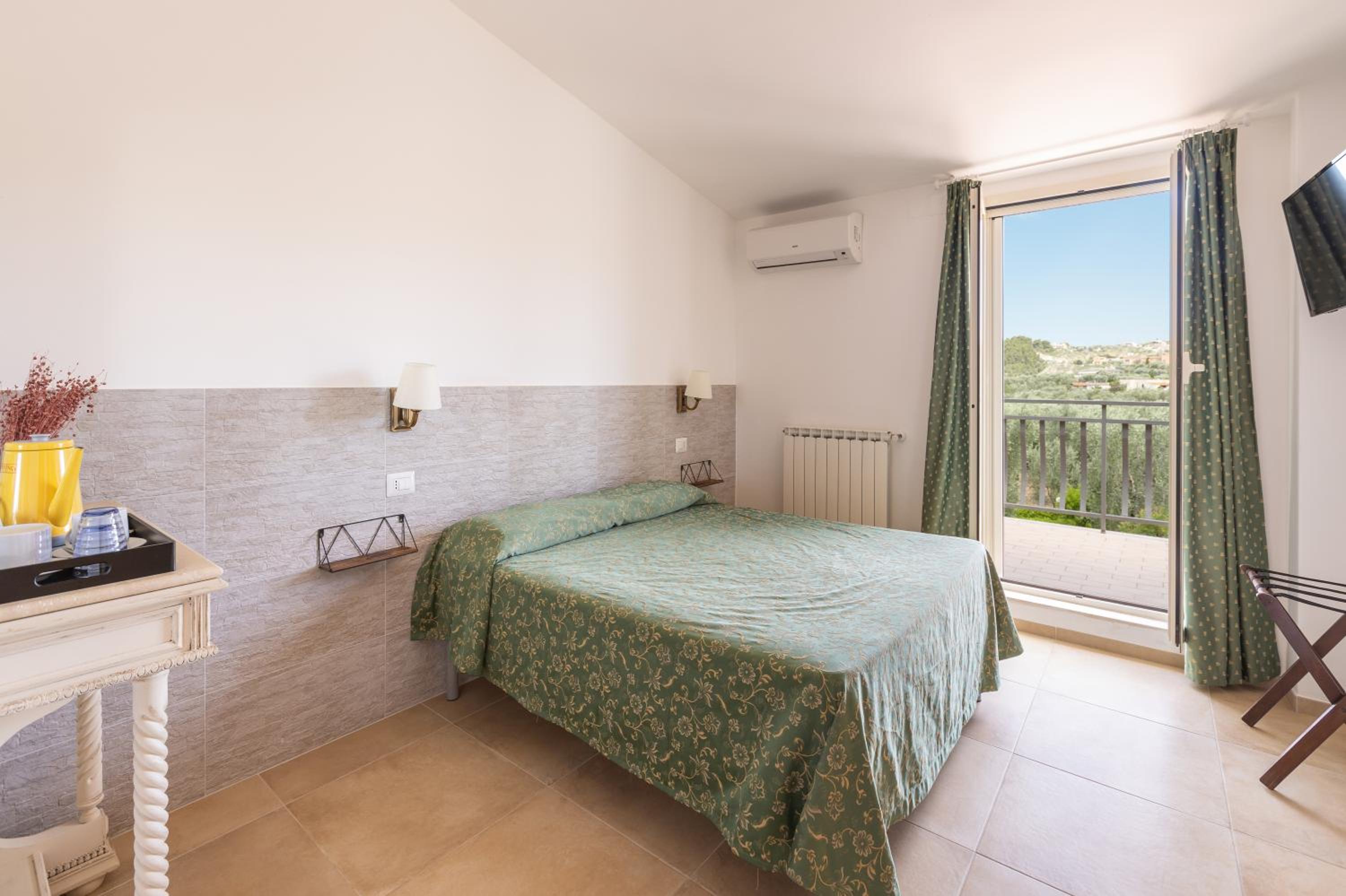 Double Room with Garden View