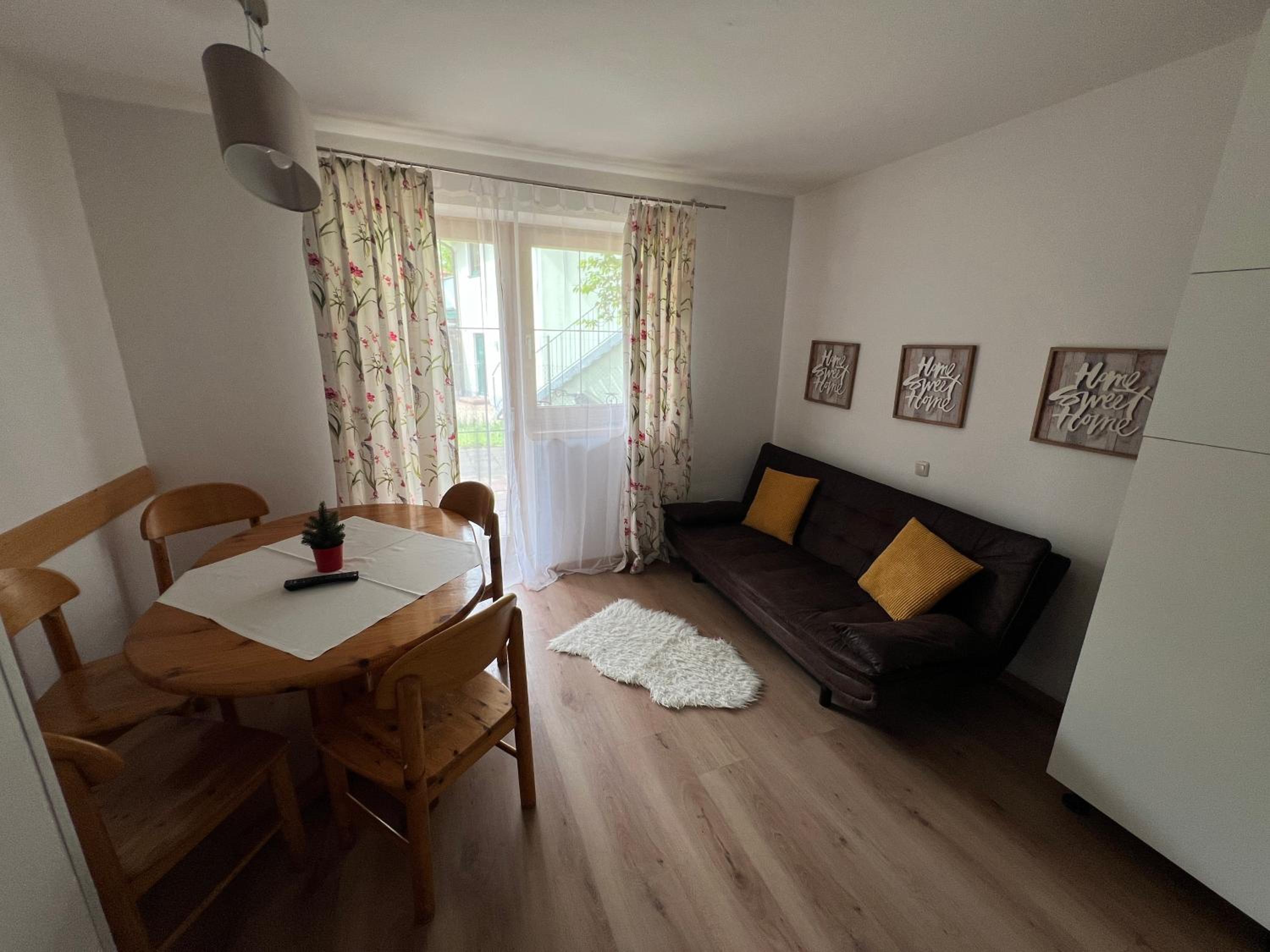 Large Two-Bedroom Apartment with Terrace photo 1