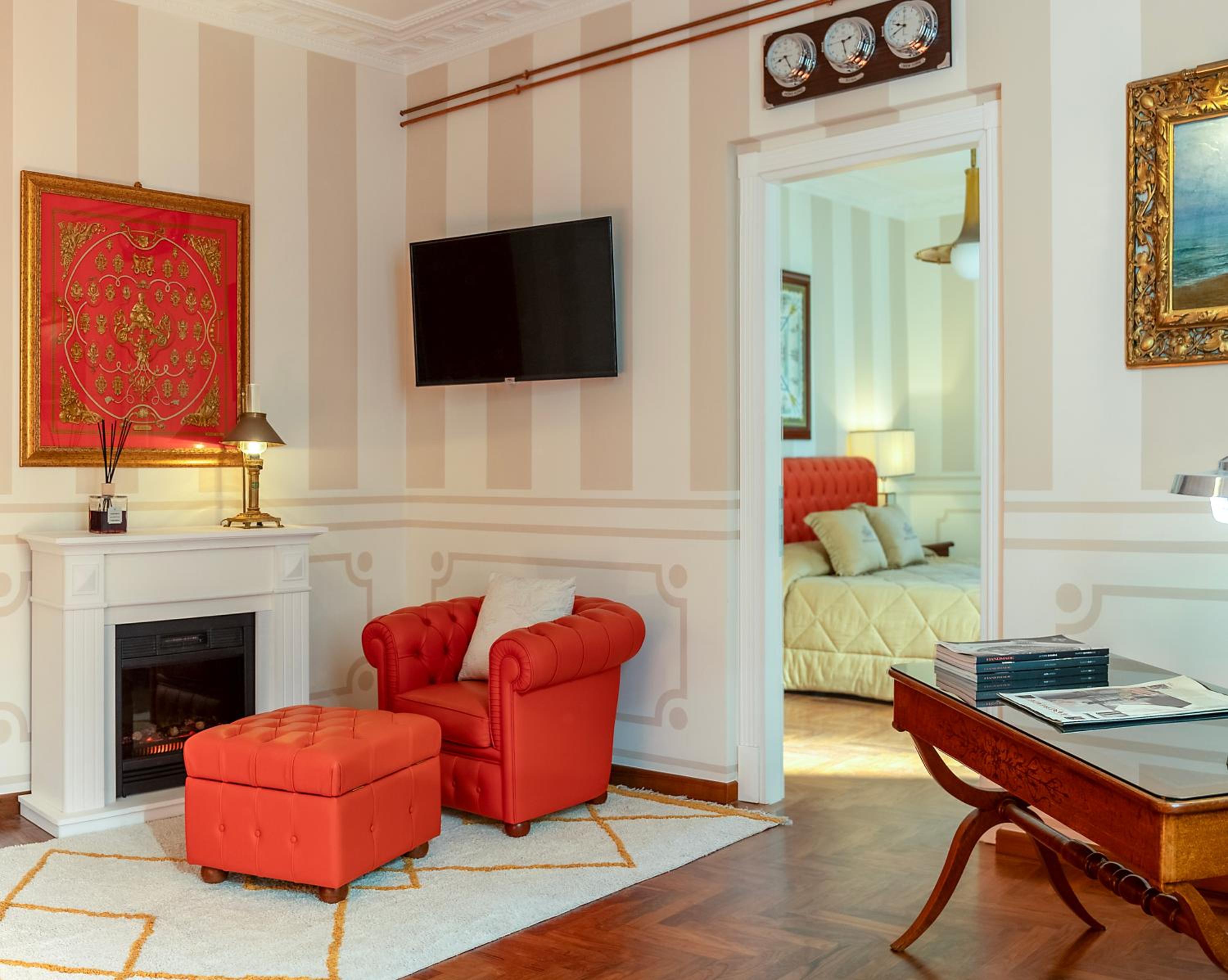 Quadruple Room with Private Bathroom photo 2