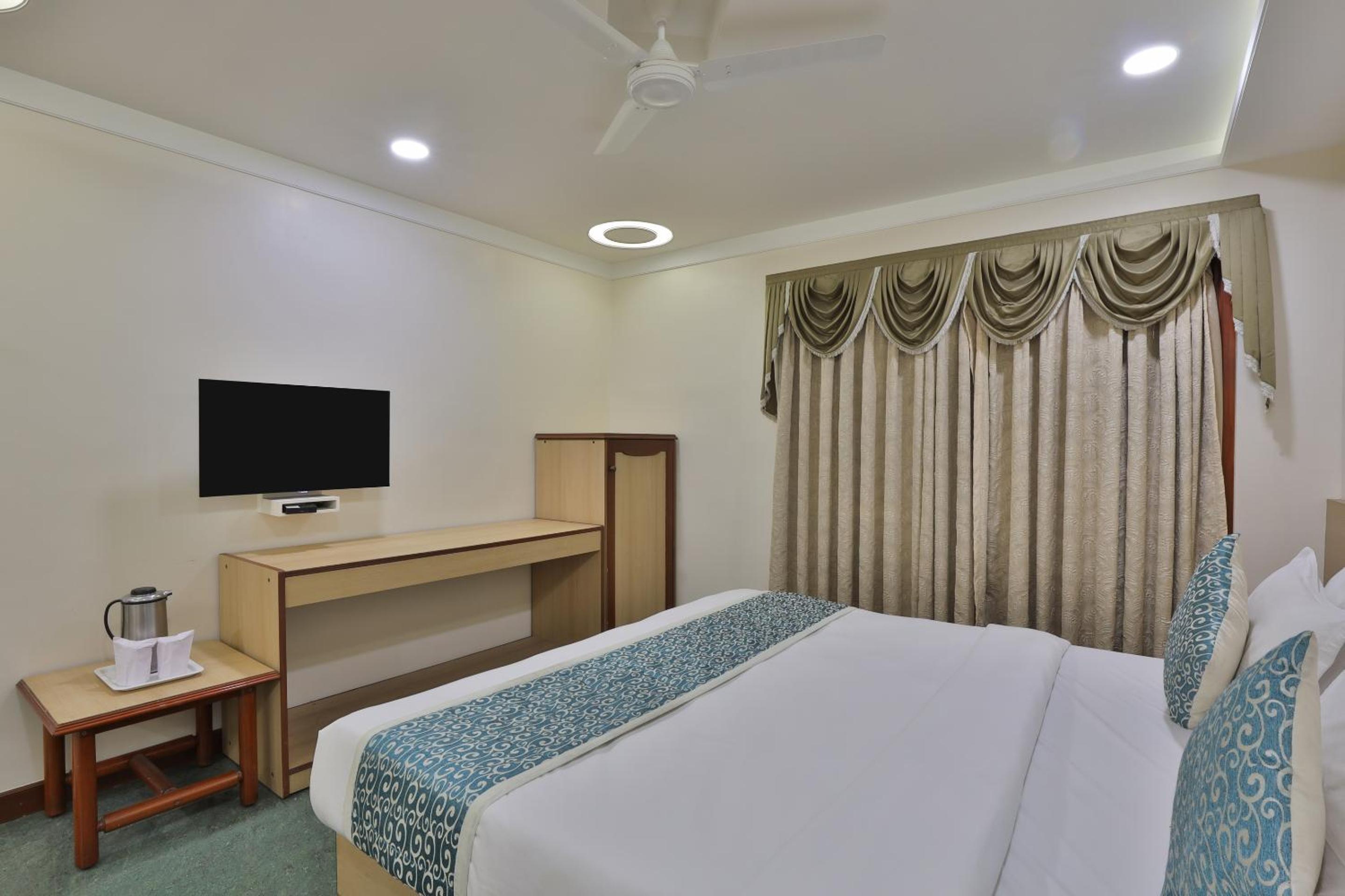 Suite - Photo 3