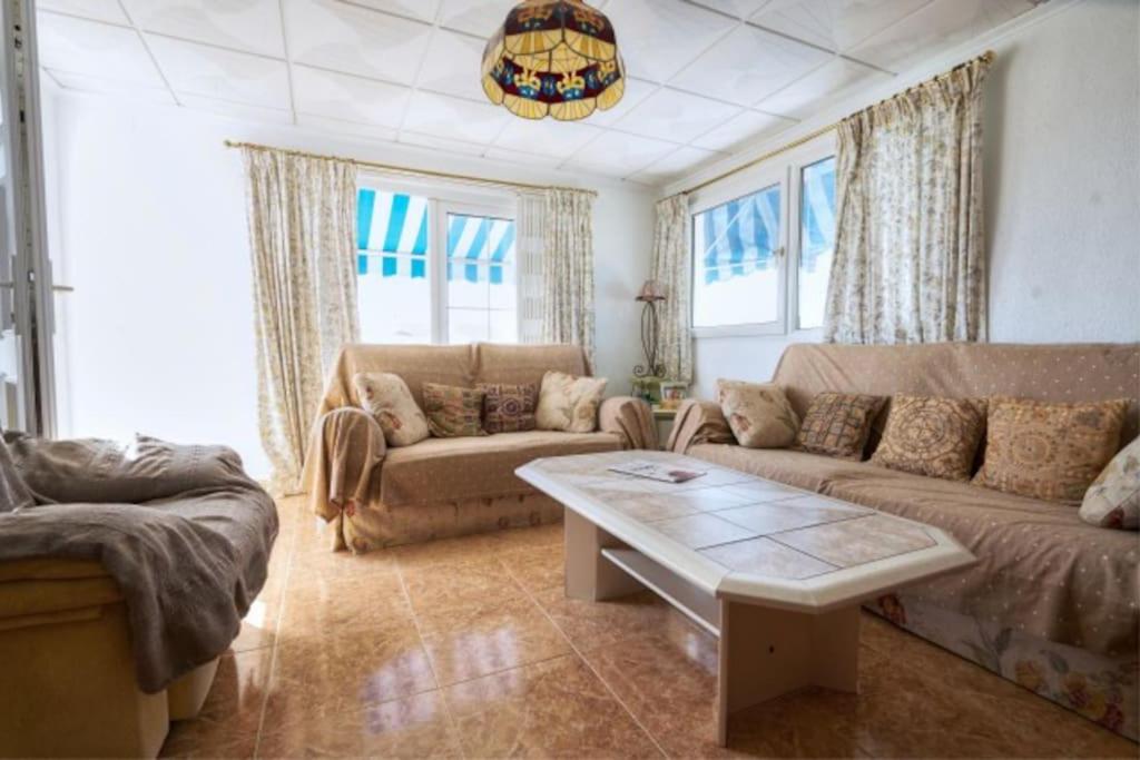 Casa de tres habitaciones