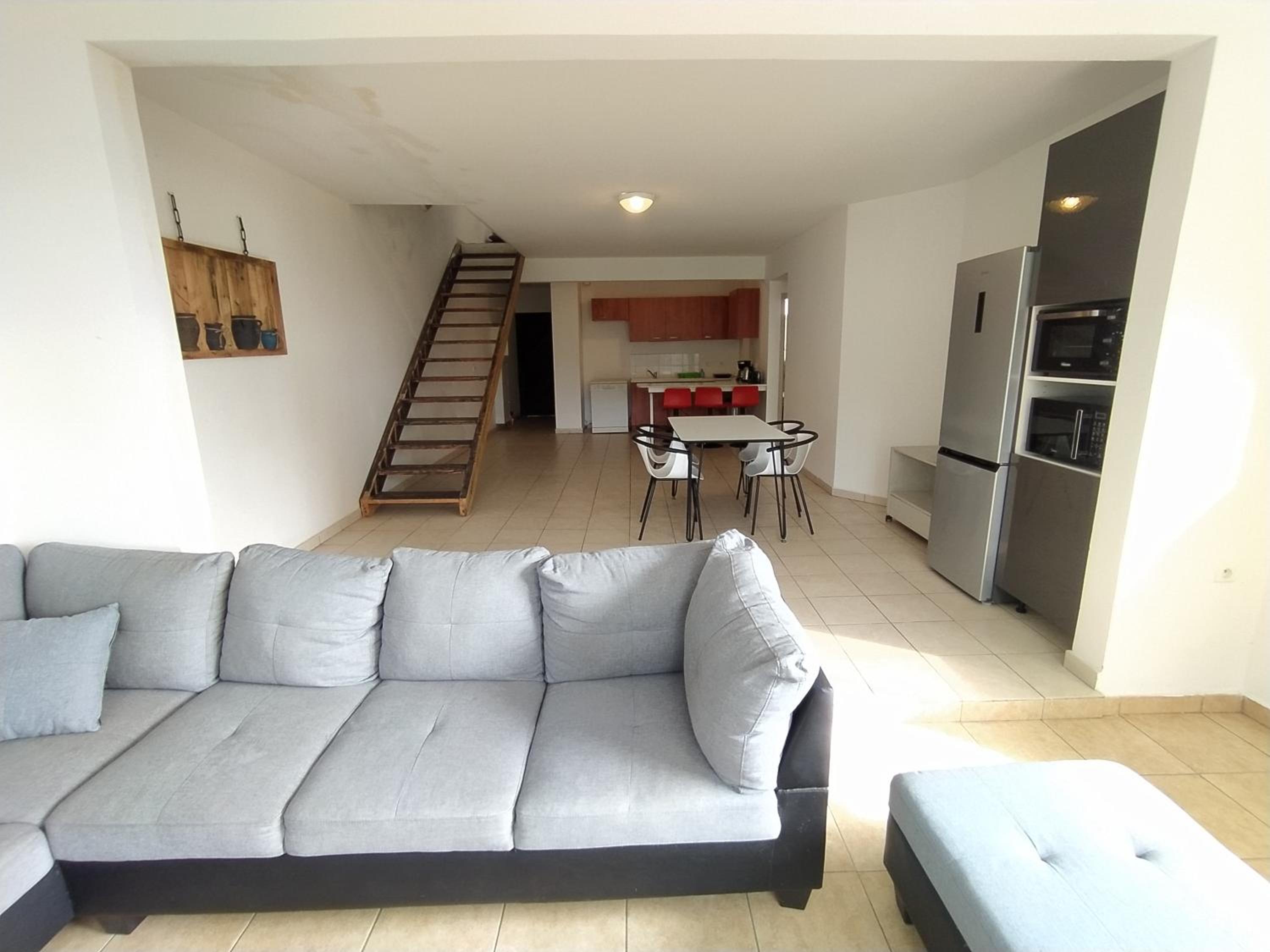 Four-Bedroom Apartment with Pool View