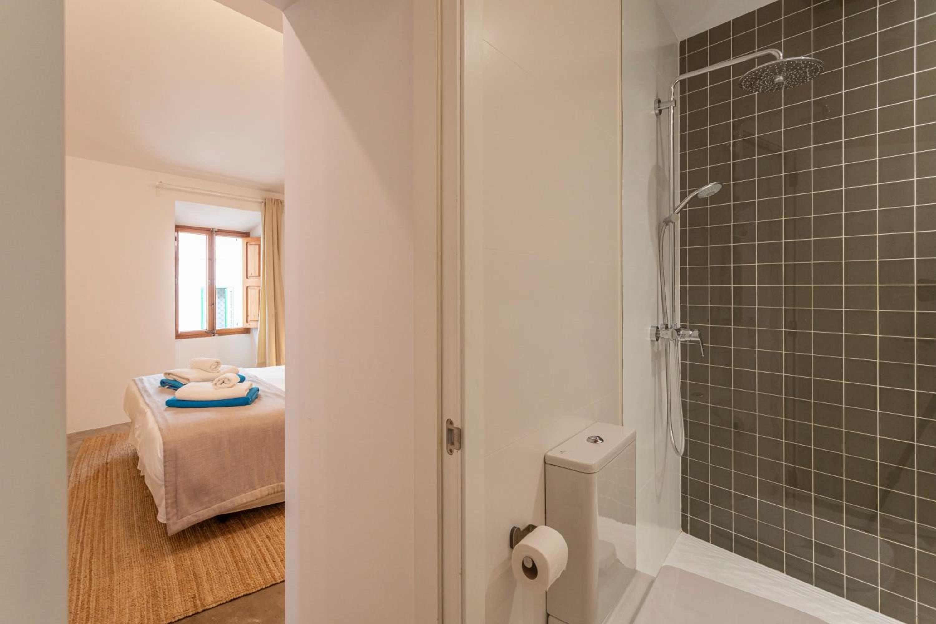 Habitación Doble Estándar o con Dos Camas Individuales. Habitación Doble Estándar o con Dos Camas Individuales.