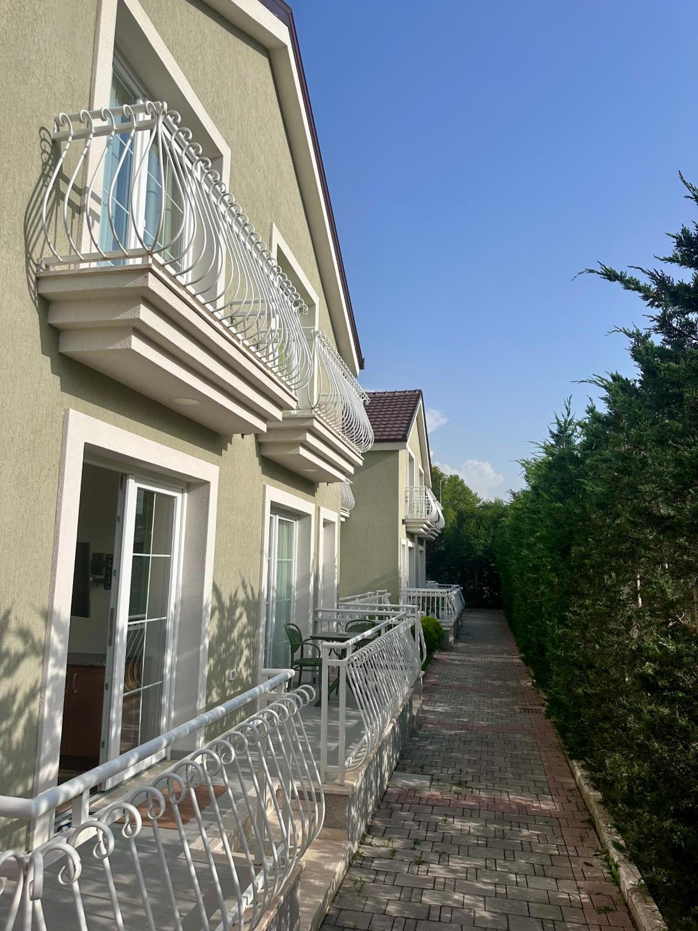 Standard Villa