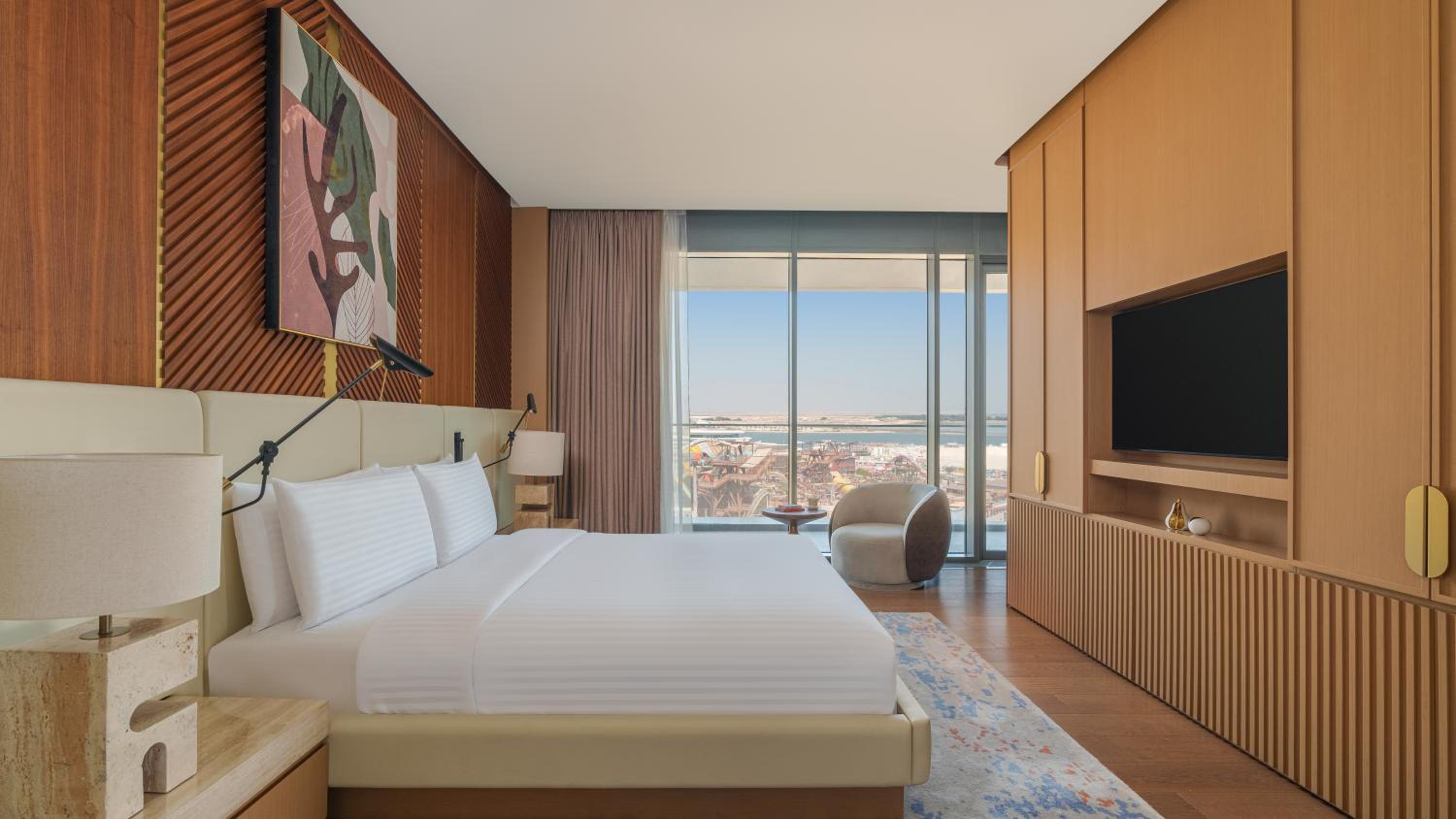 Executive Suite Sea View with Meryal Waterpark Access photo 3