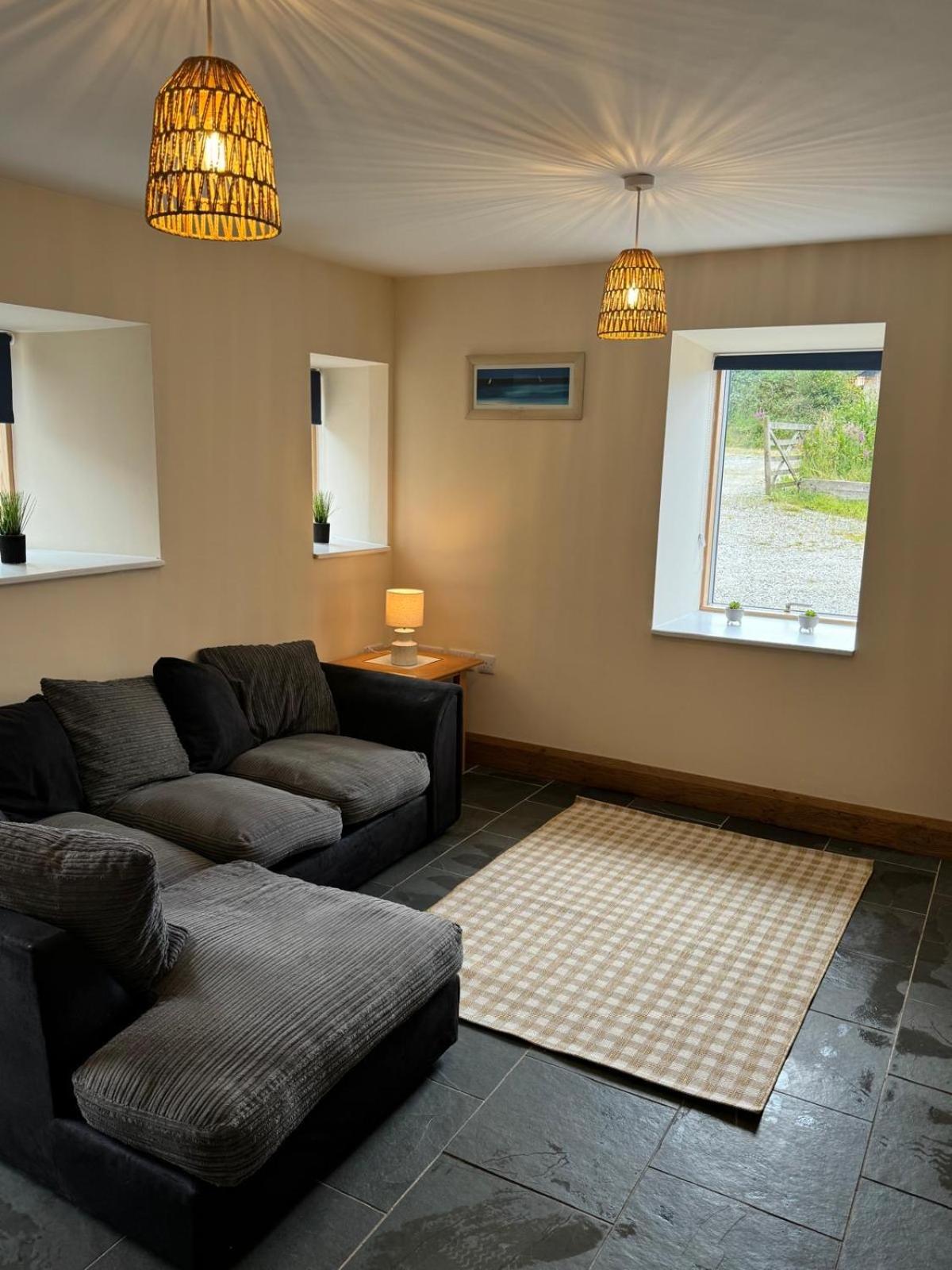 One-Bedroom House photo 1