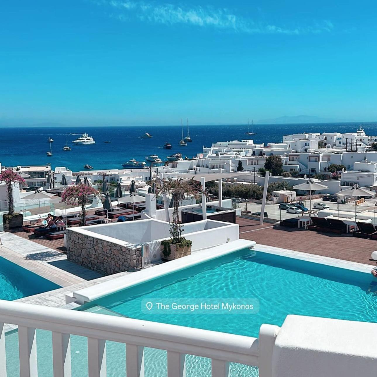 Deluxe Double or Twin Room with Sea View - Photo 16