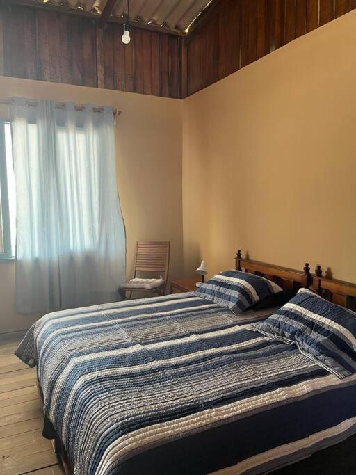 Seven-Bedroom House photo 1