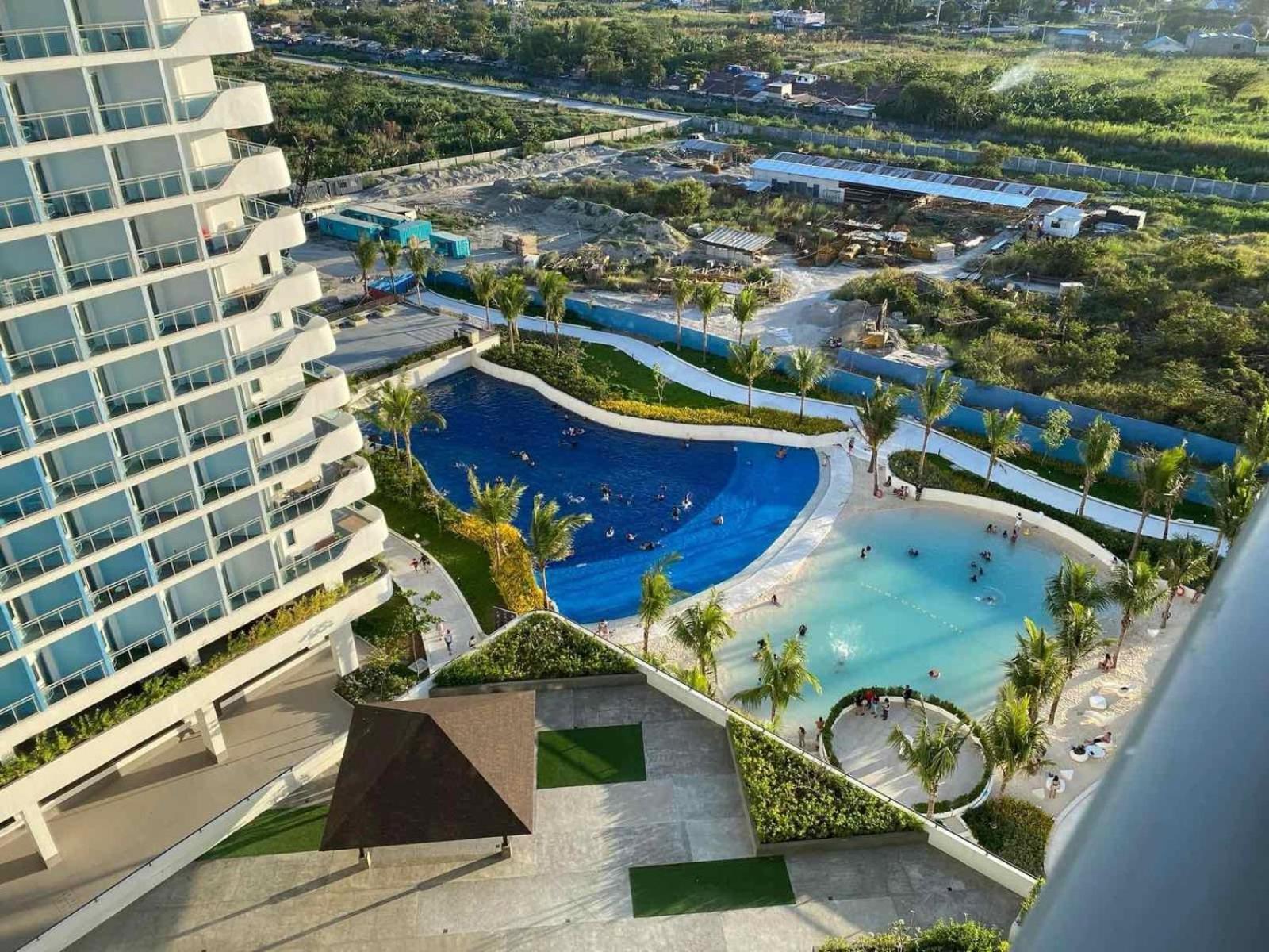 Studio with Pool View photo 2