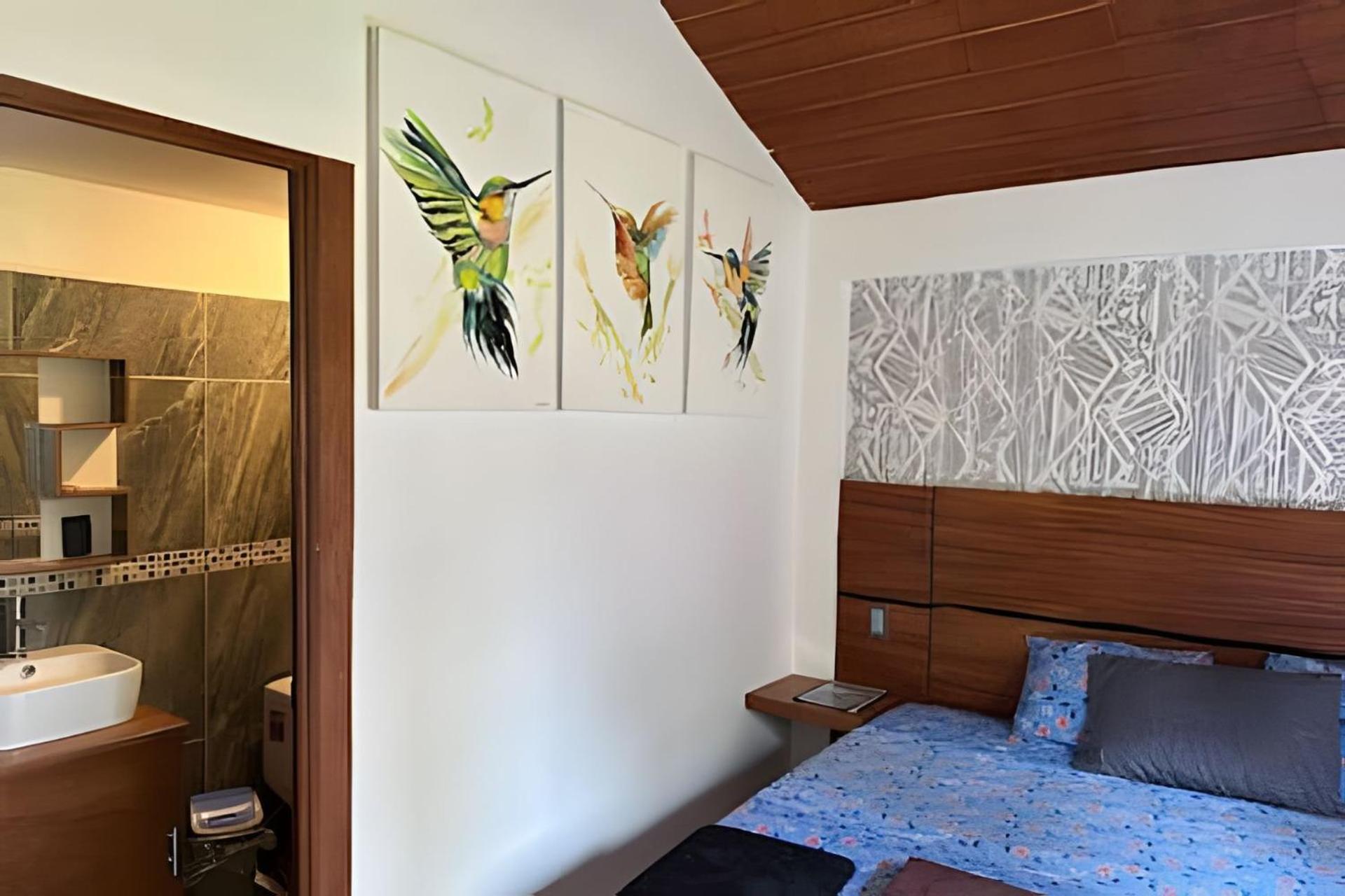 Superior Bungalow photo 1