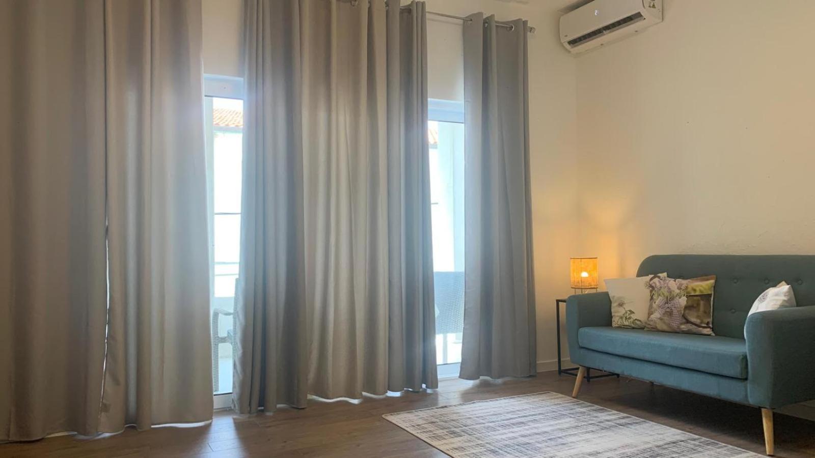 One-Bedroom Deluxe Apartment