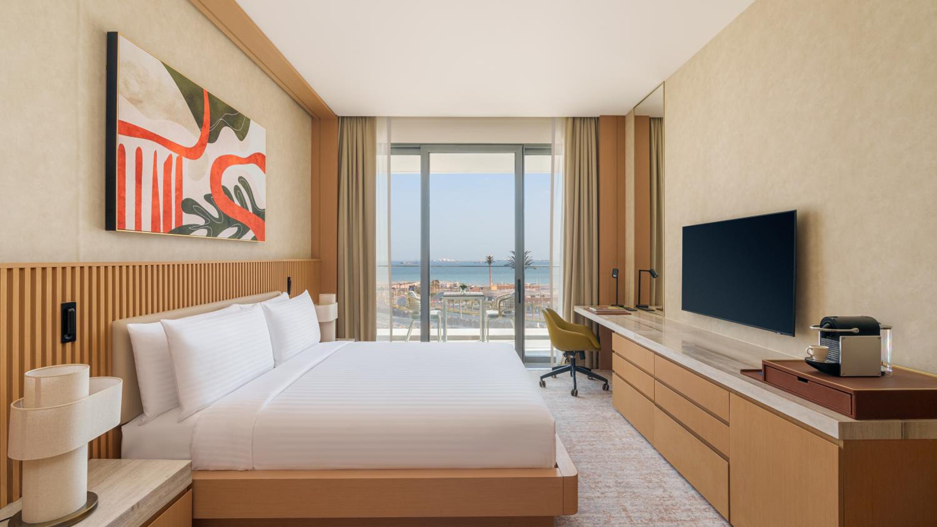 Two Bedroom Family Room Sea View with Meryal Waterpark Access - Photo 2