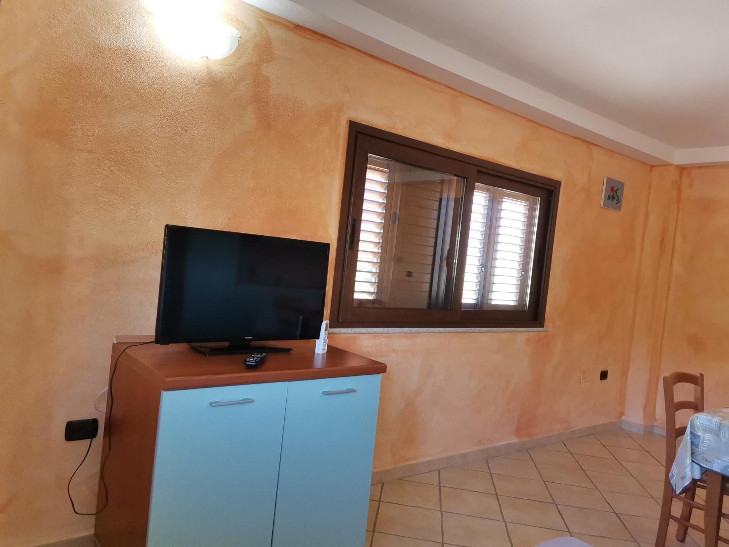 One-Bedroom House photo 2