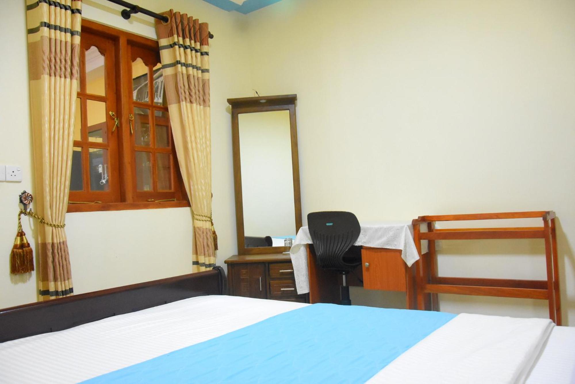 Double Room with Private Bathroom photo 2