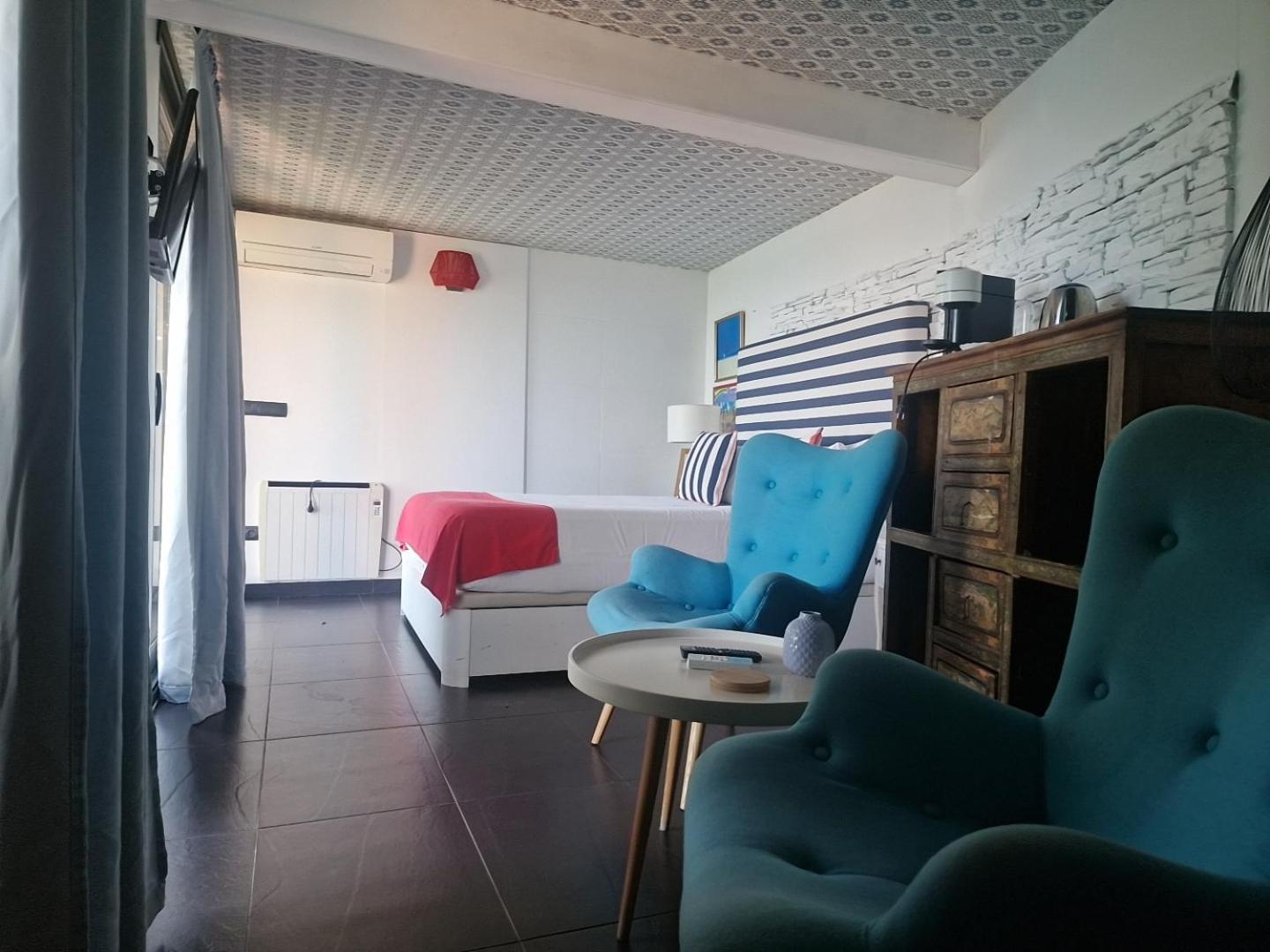 One-Bedroom Apartment with Sea View and Terrace
