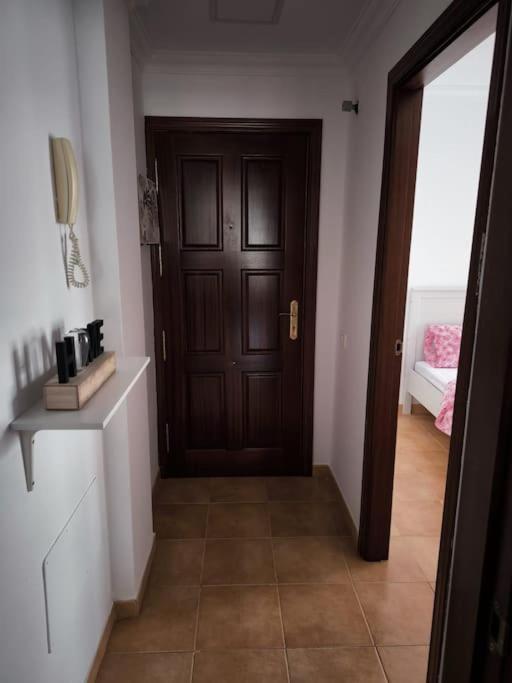 Three-Bedroom Apartment With Mountain View photo 3