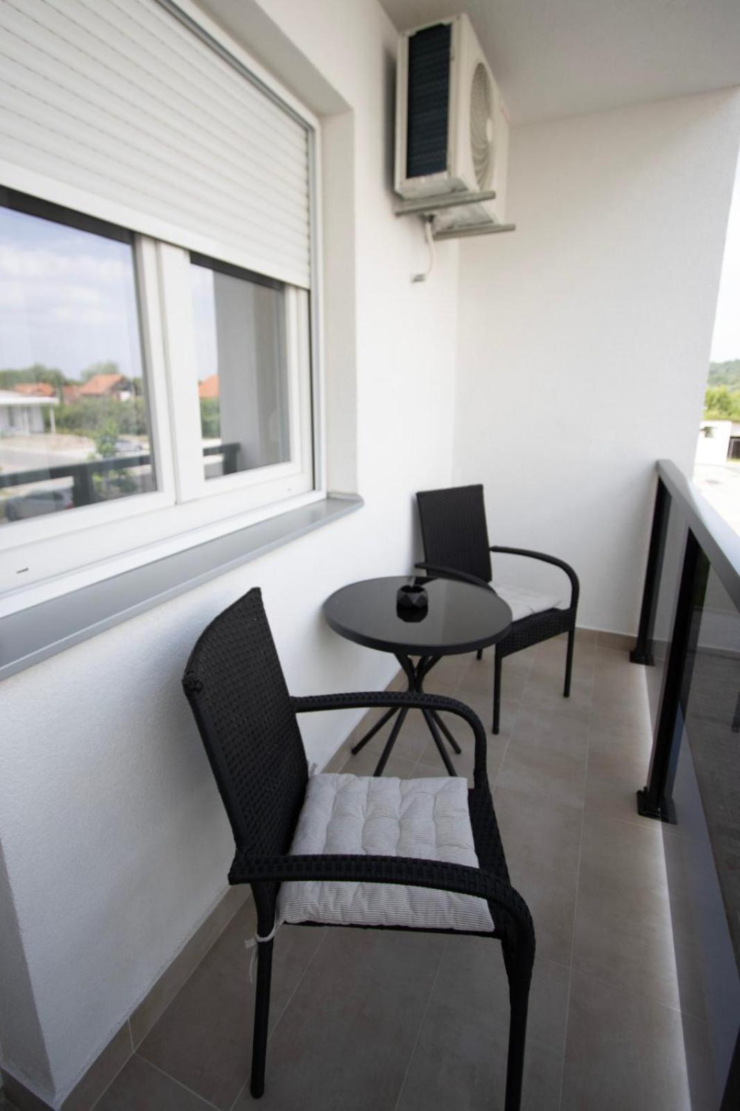 Studio with Balcony photo 3