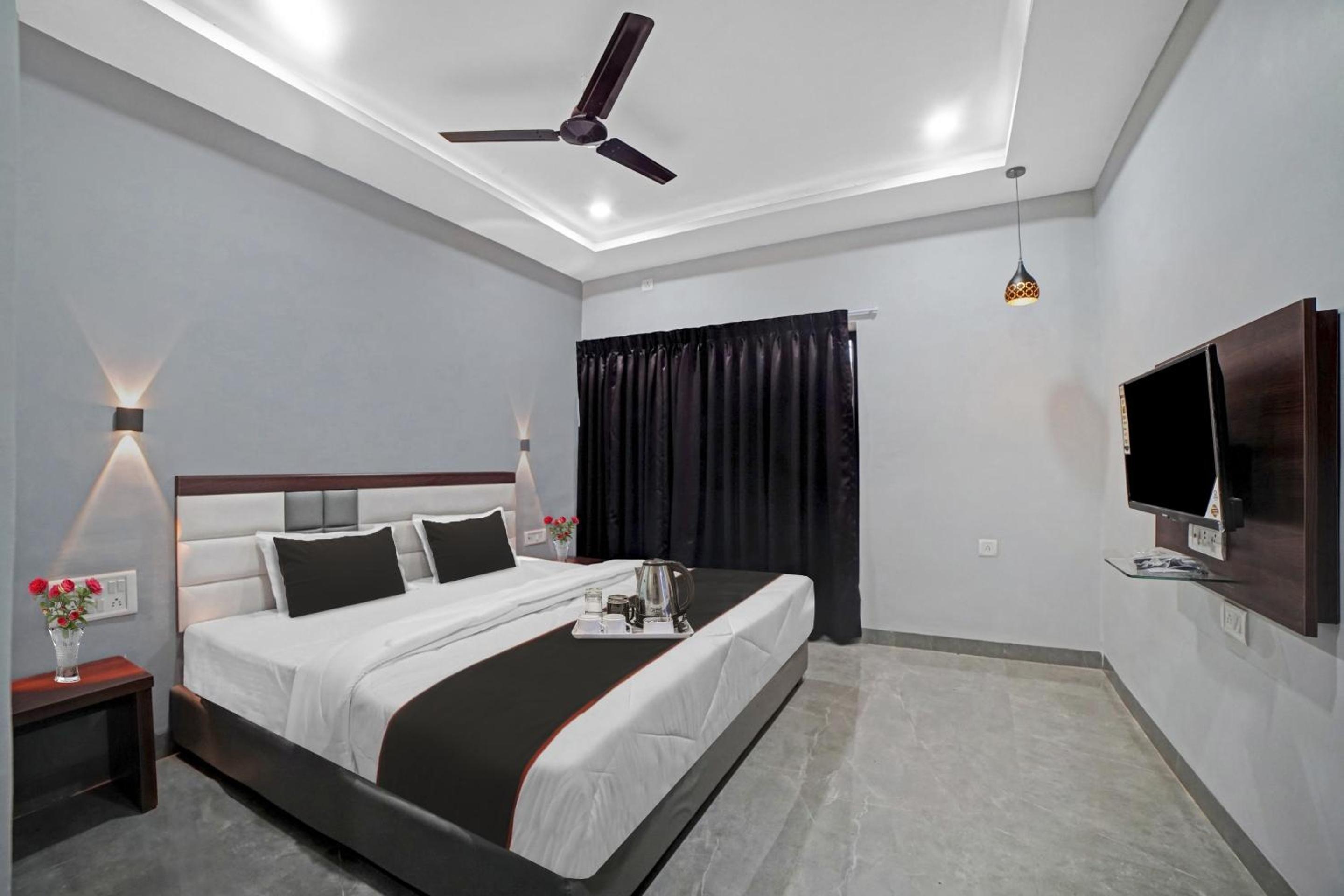 Classic Triple Room photo 1