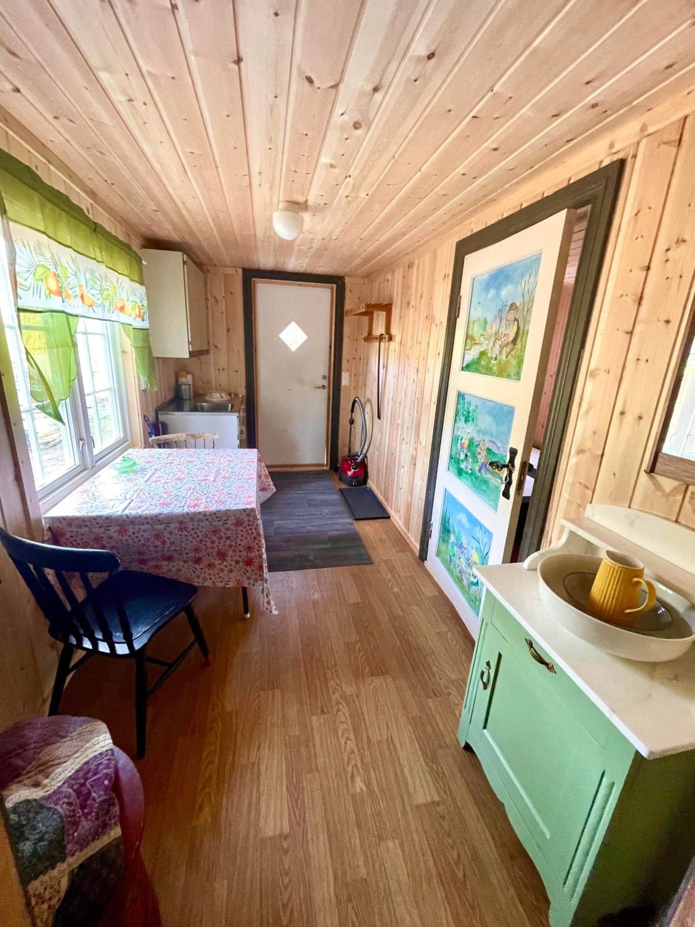 Cottage - Photo 3